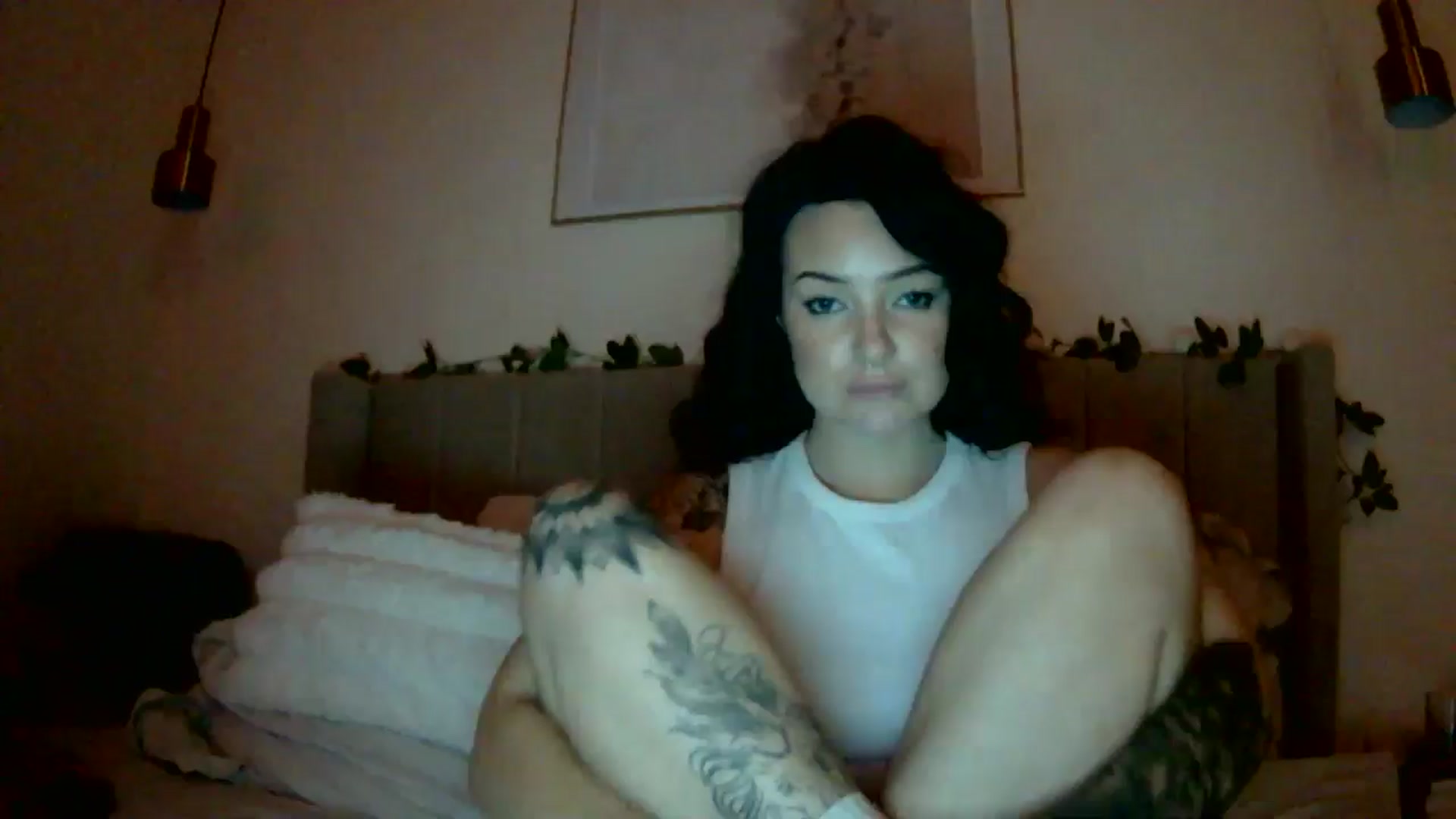 Gallery image thumbnail from BooXOXOX's myfreecams stream on, 12/11/2024, 24:40 image 7 of 20