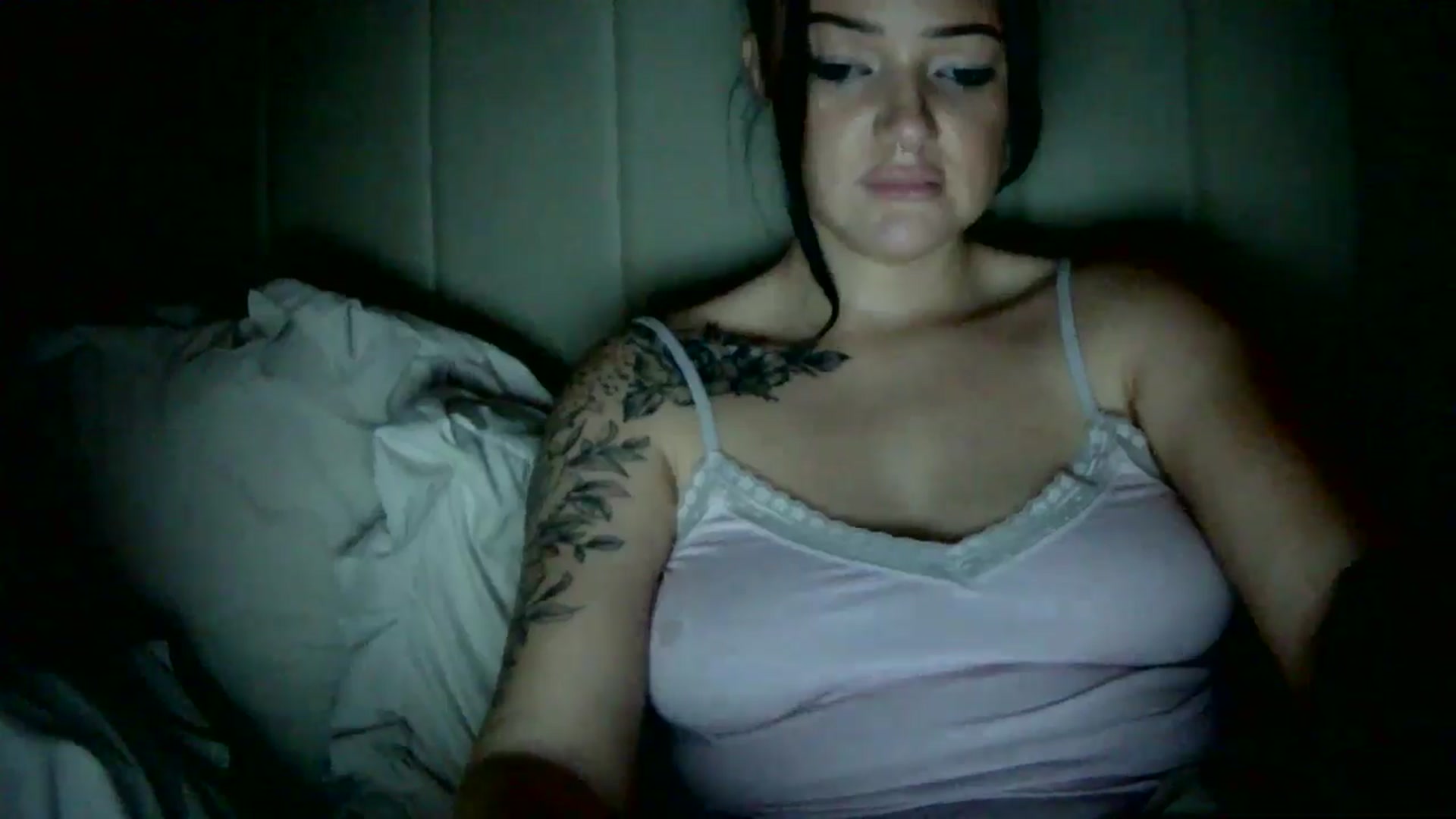 Gallery image thumbnail from BooXOXOX's myfreecams stream on, 12/15/2024, 02:49 image 2 of 20
