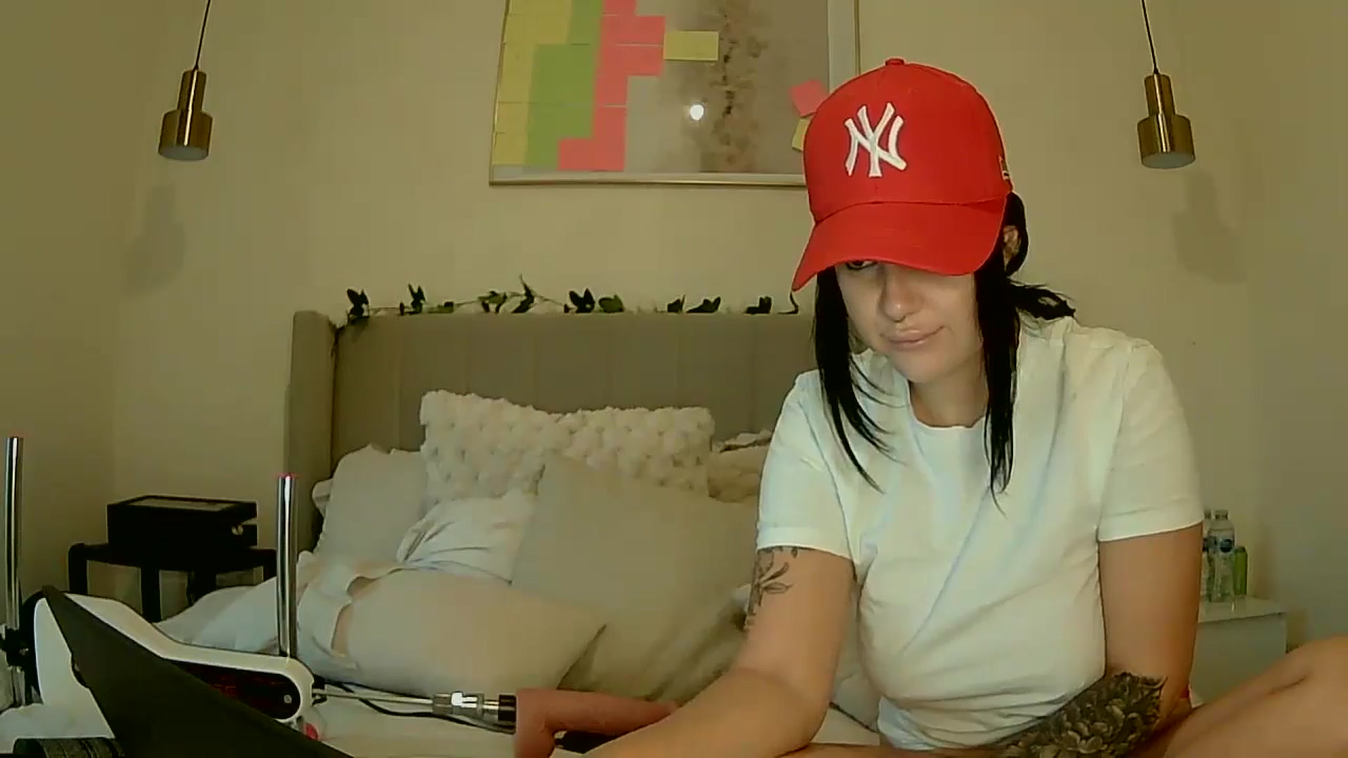 Gallery image thumbnail from BooXOXOX's myfreecams stream on, 01/21/2025, 13:22 image 3 of 20