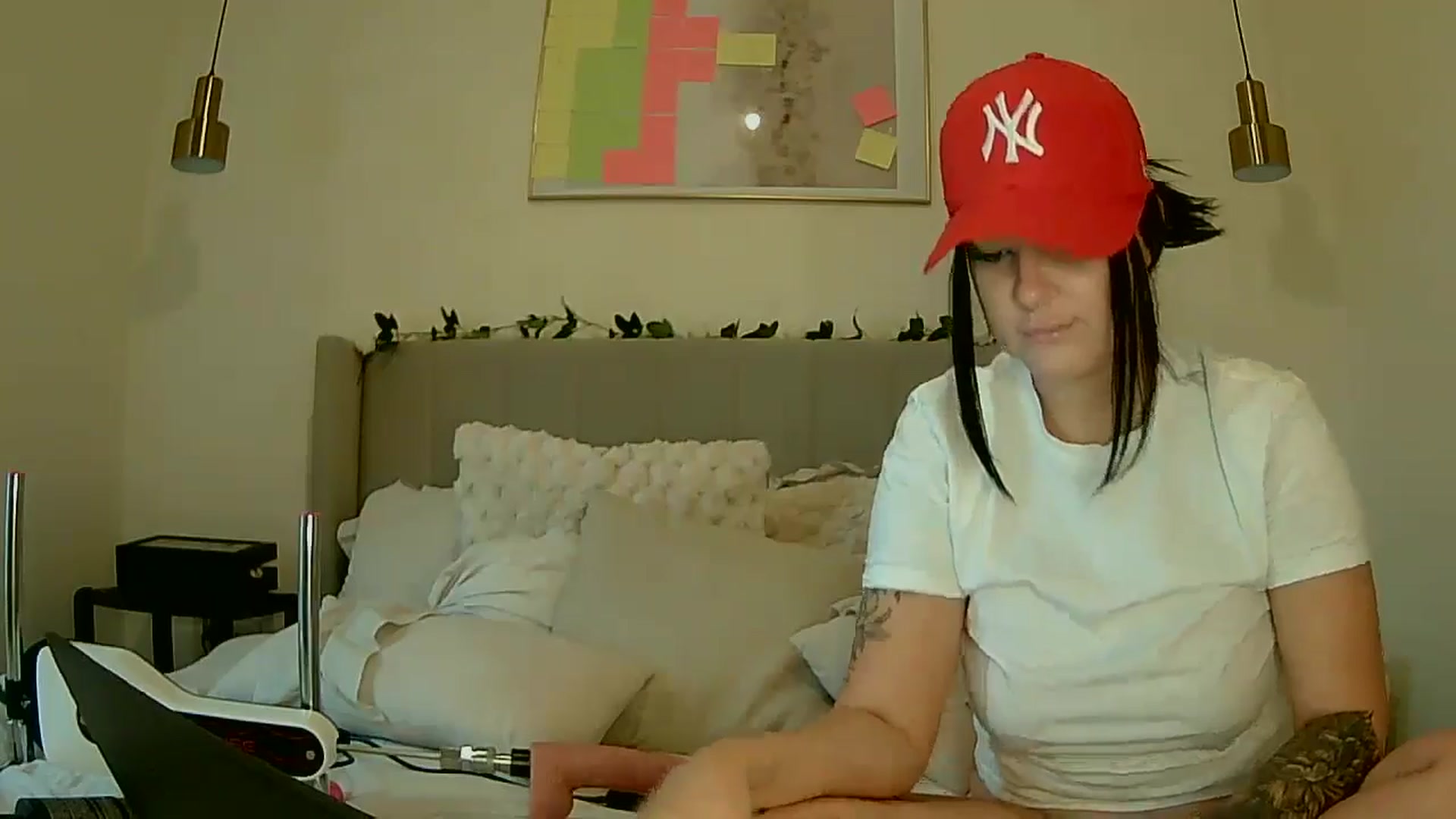 Gallery image thumbnail from BooXOXOX's myfreecams stream on, 01/21/2025, 13:22 image 5 of 20