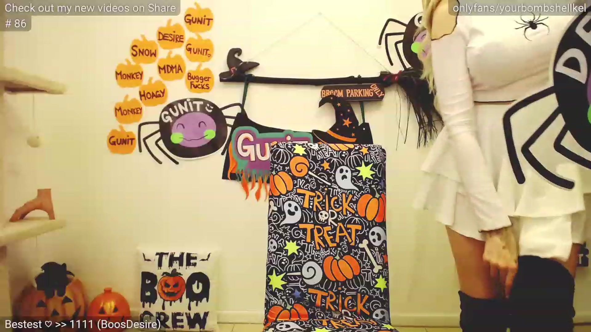Gallery image thumbnail from Boo_Crew's myfreecams stream on, 10/04/2023, 24:10 image 7 of 20