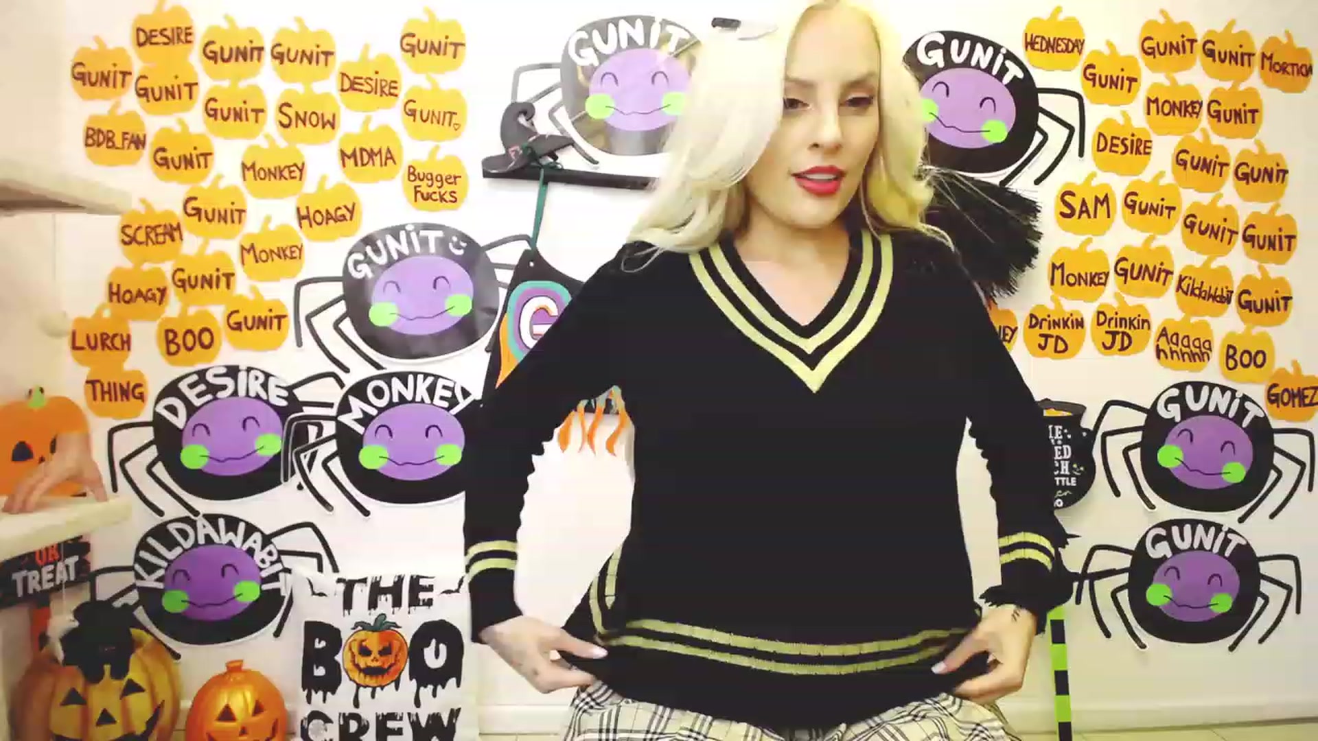 Gallery image thumbnail from Boo_Crew's myfreecams stream on, 10/10/2023, 21:08 image 18 of 20