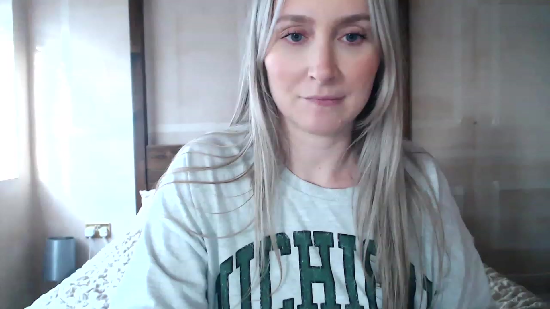 Gallery image thumbnail from Boob_Jiggler's myfreecams stream on, 12/20/2022, 16:11 image 3 of 20