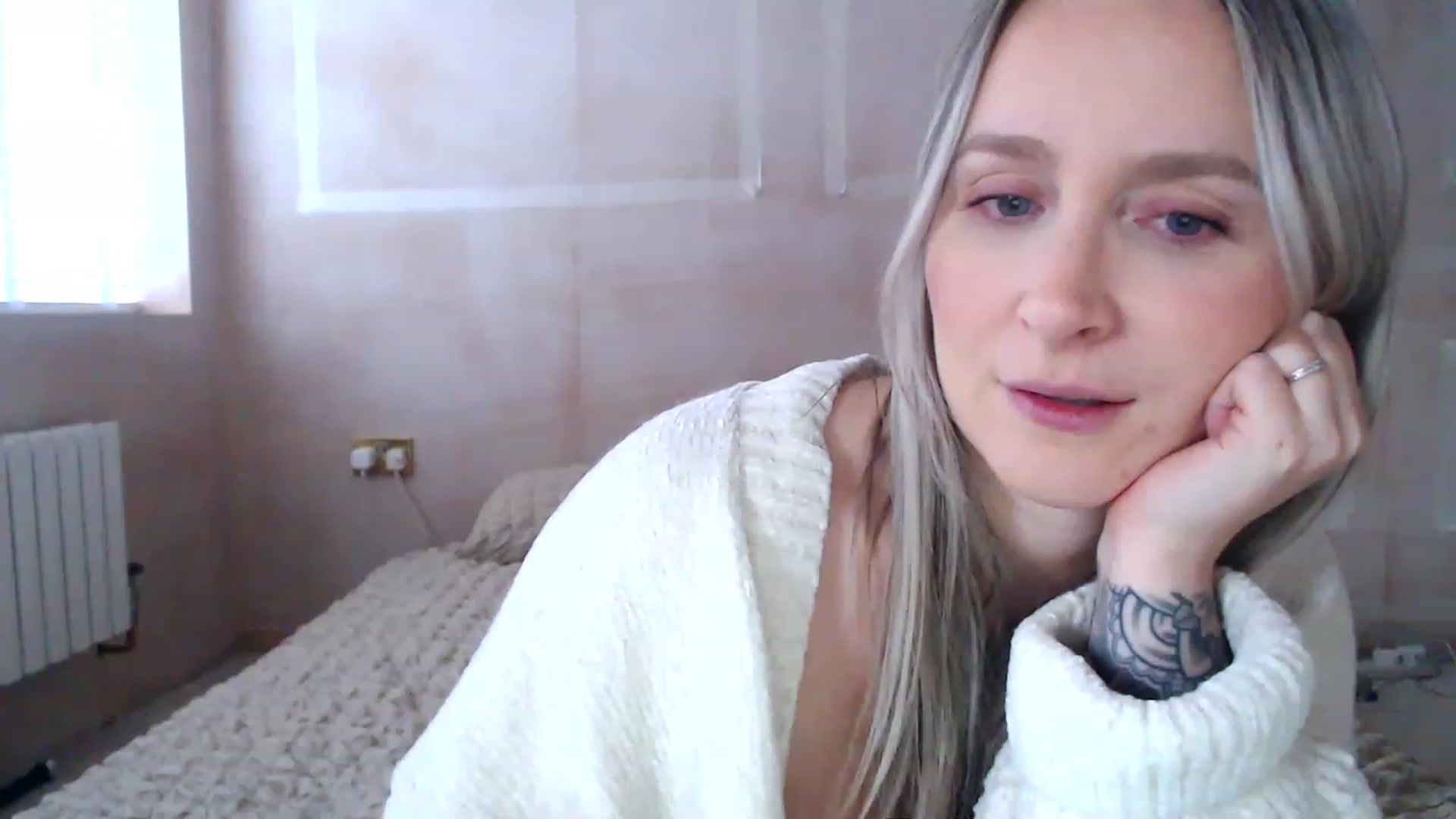 Gallery image thumbnail from Boob_Jiggler's myfreecams stream on, 01/22/2023, 15:42 image 20 of 20
