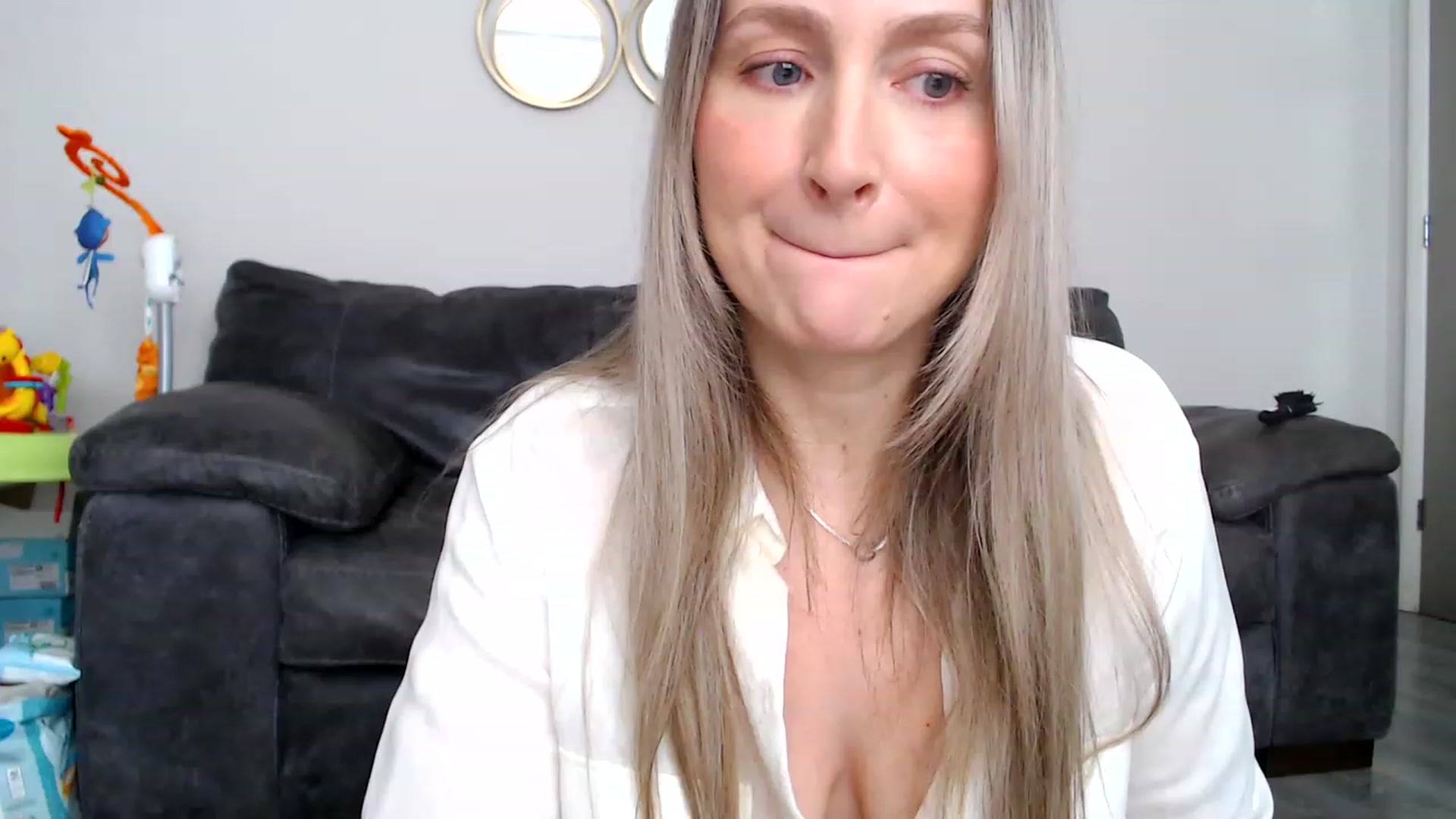 Gallery image thumbnail from Boob_Jiggler's myfreecams stream on, 05/12/2023, 10:22 image 5 of 20