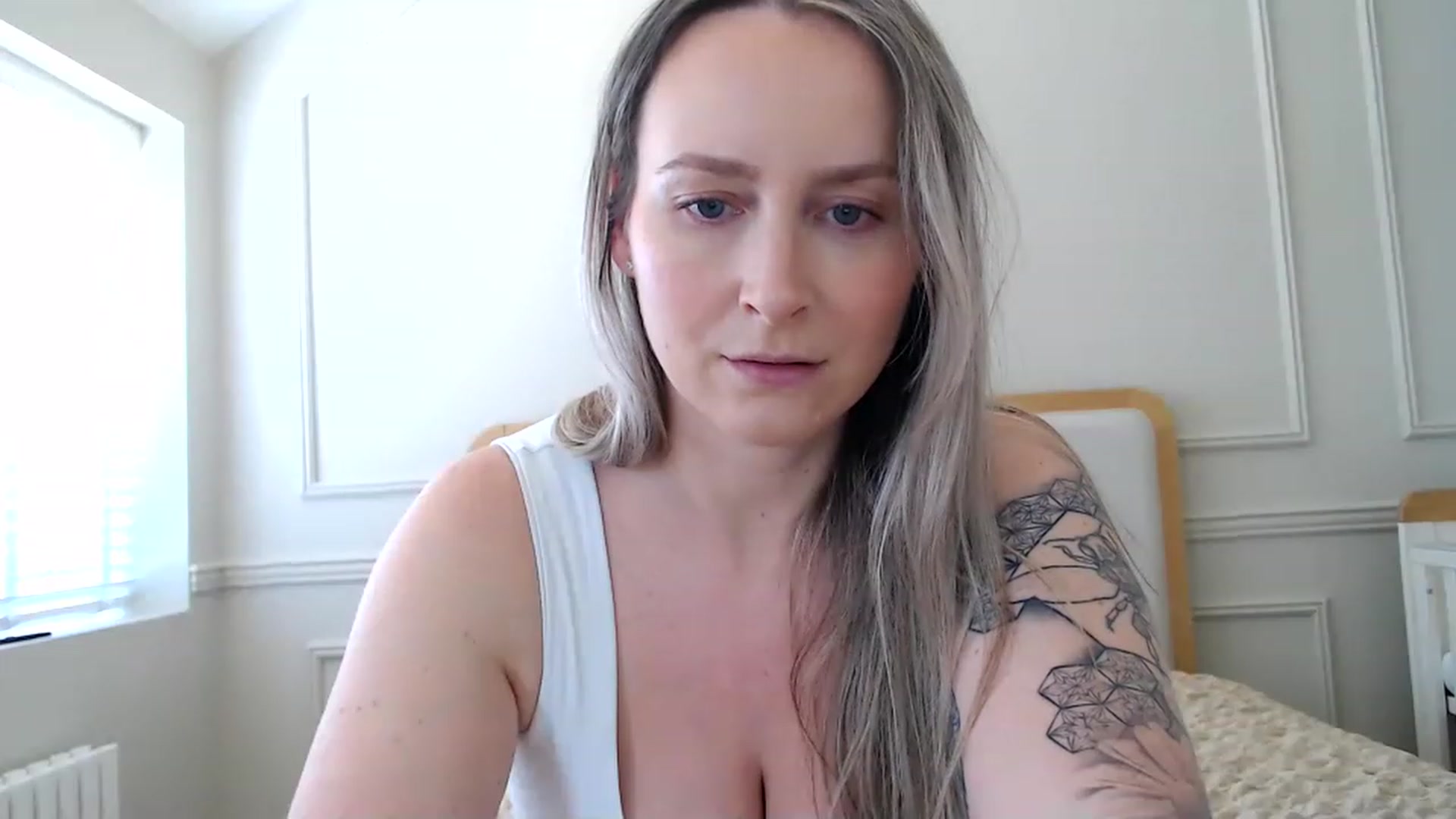 Gallery image thumbnail from Boob_Jiggler's myfreecams stream on, 06/15/2023, 12:04 image 17 of 20