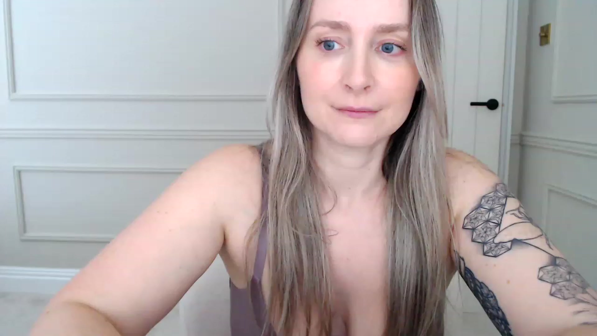Gallery image thumbnail from Boob_Jiggler's myfreecams stream on, 07/13/2023, 13:00 image 7 of 20