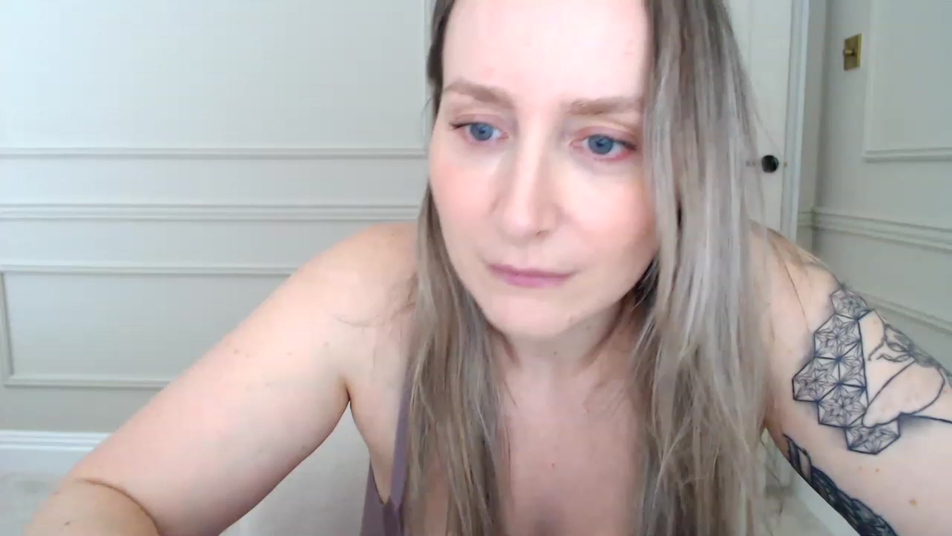 Gallery image thumbnail from Boob_Jiggler's myfreecams stream on, 07/13/2023, 13:00 image 13 of 20