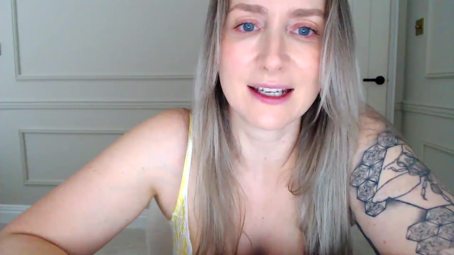 Gallery image thumbnail from Boob_Jiggler's myfreecams stream on, 08/27/2023, 12:54 image 5 of 20