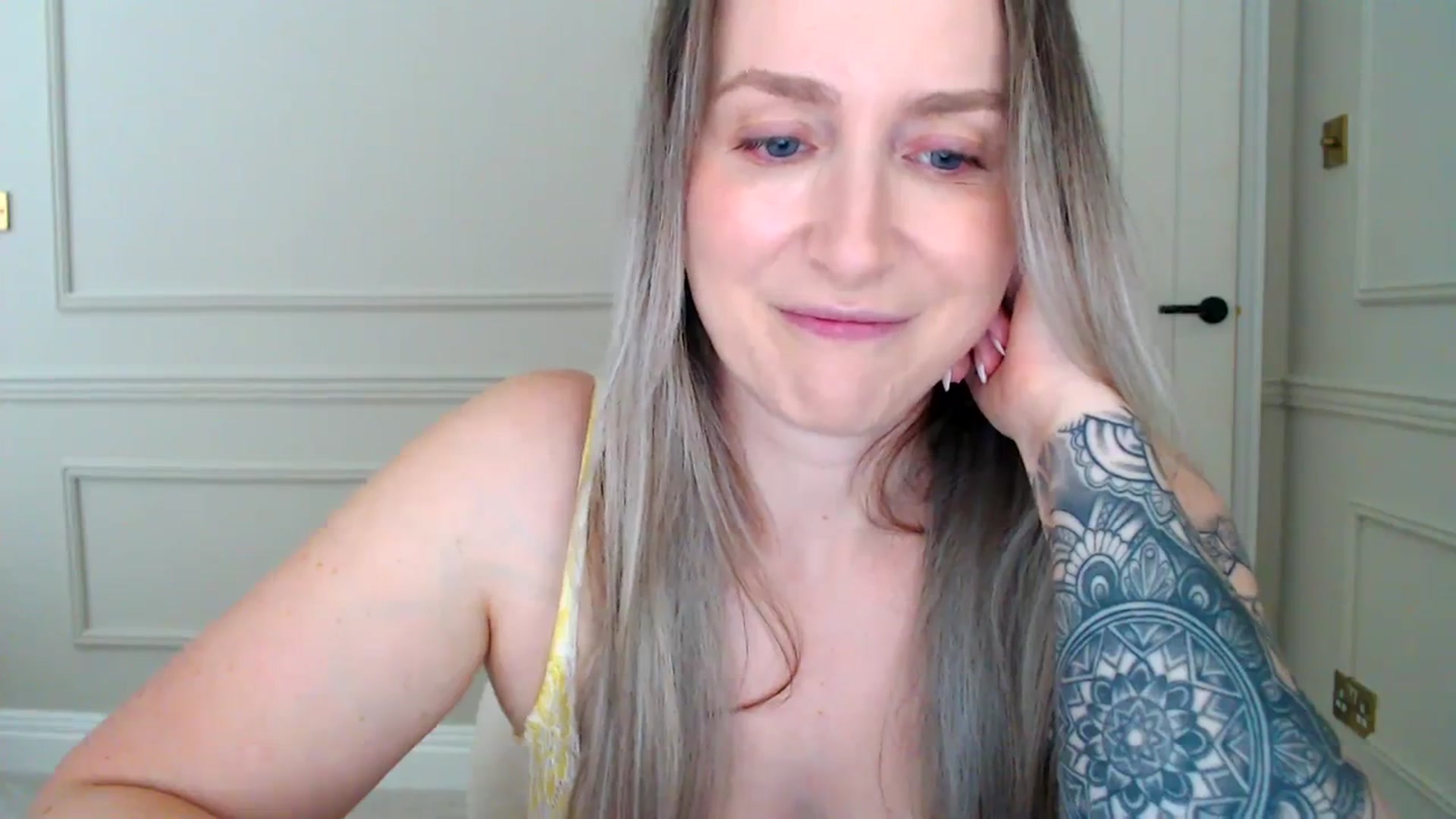Gallery image thumbnail from Boob_Jiggler's myfreecams stream on, 08/27/2023, 12:54 image 3 of 20