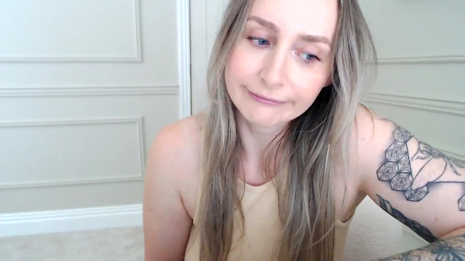 Gallery image thumbnail from Boob_Jiggler's myfreecams stream on, 09/06/2023, 13:59 image 12 of 20