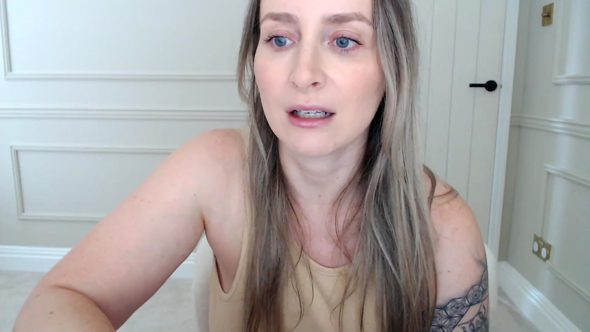 Gallery image thumbnail from Boob_Jiggler's myfreecams stream on, 09/06/2023, 13:59 image 1 of 20