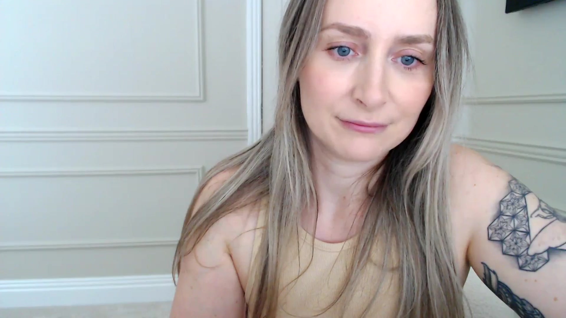 Gallery image thumbnail from Boob_Jiggler's myfreecams stream on, 09/06/2023, 13:59 image 18 of 20