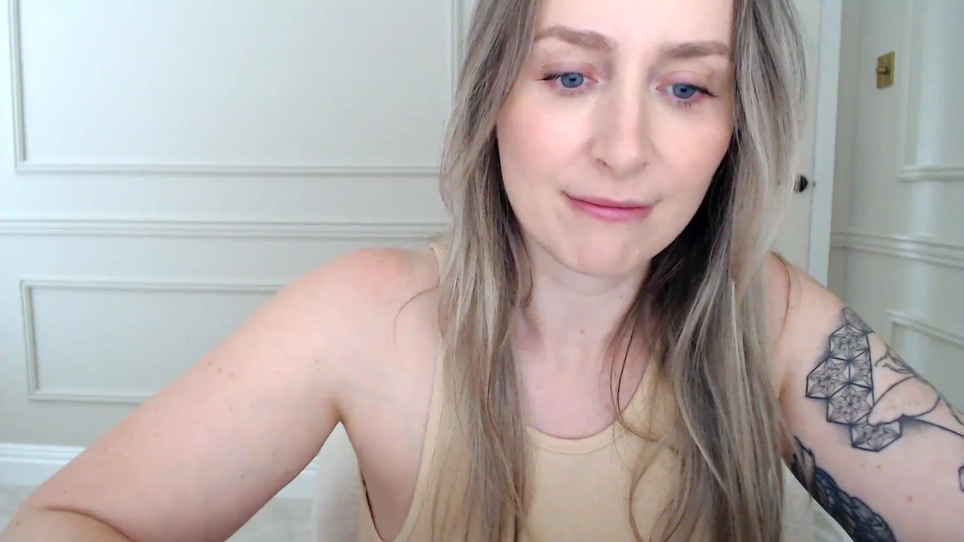 Gallery image thumbnail from Boob_Jiggler's myfreecams stream on, 09/06/2023, 13:59 image 3 of 20