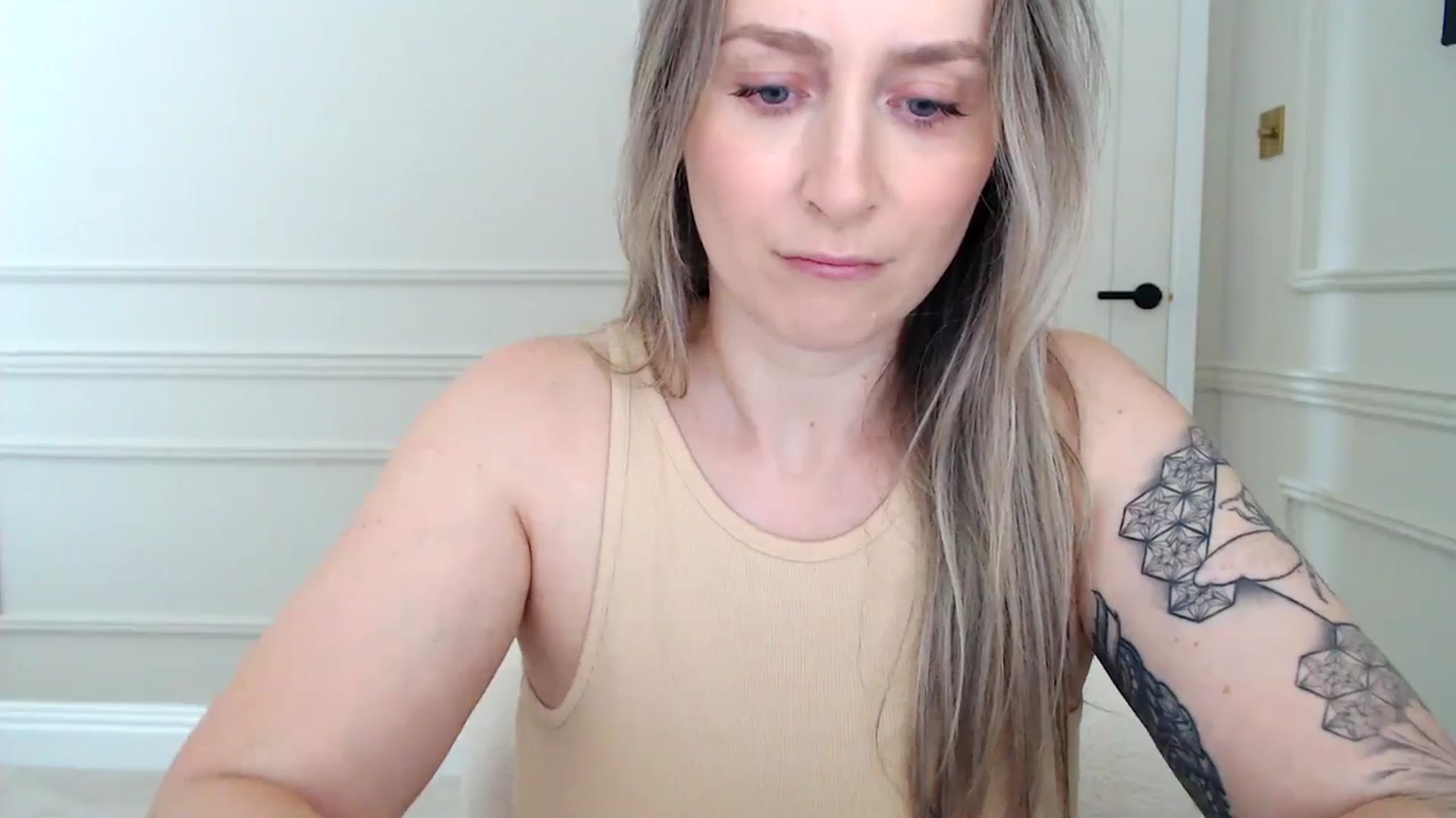 Gallery image thumbnail from Boob_Jiggler's myfreecams stream on, 09/06/2023, 13:59 image 6 of 20
