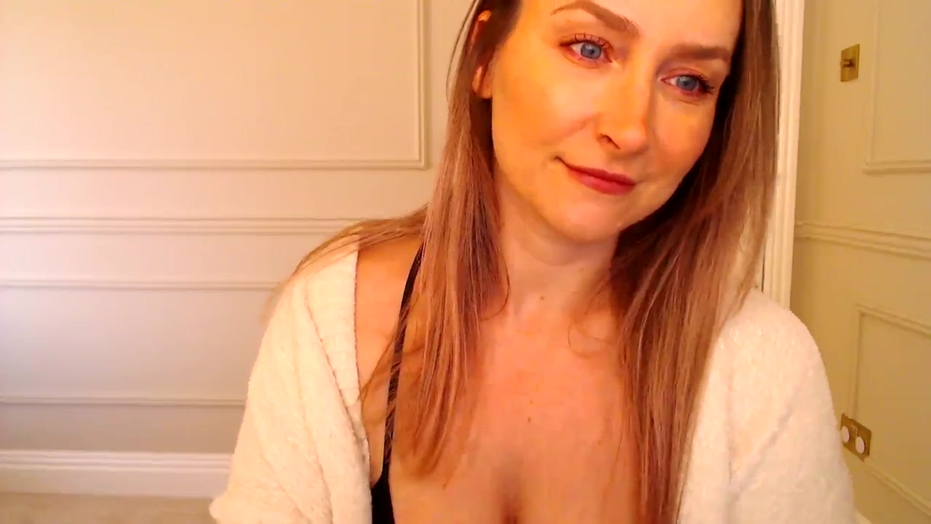 Gallery image thumbnail from Boob_Jiggler's myfreecams stream on, 01/06/2024, 16:30 image 11 of 20