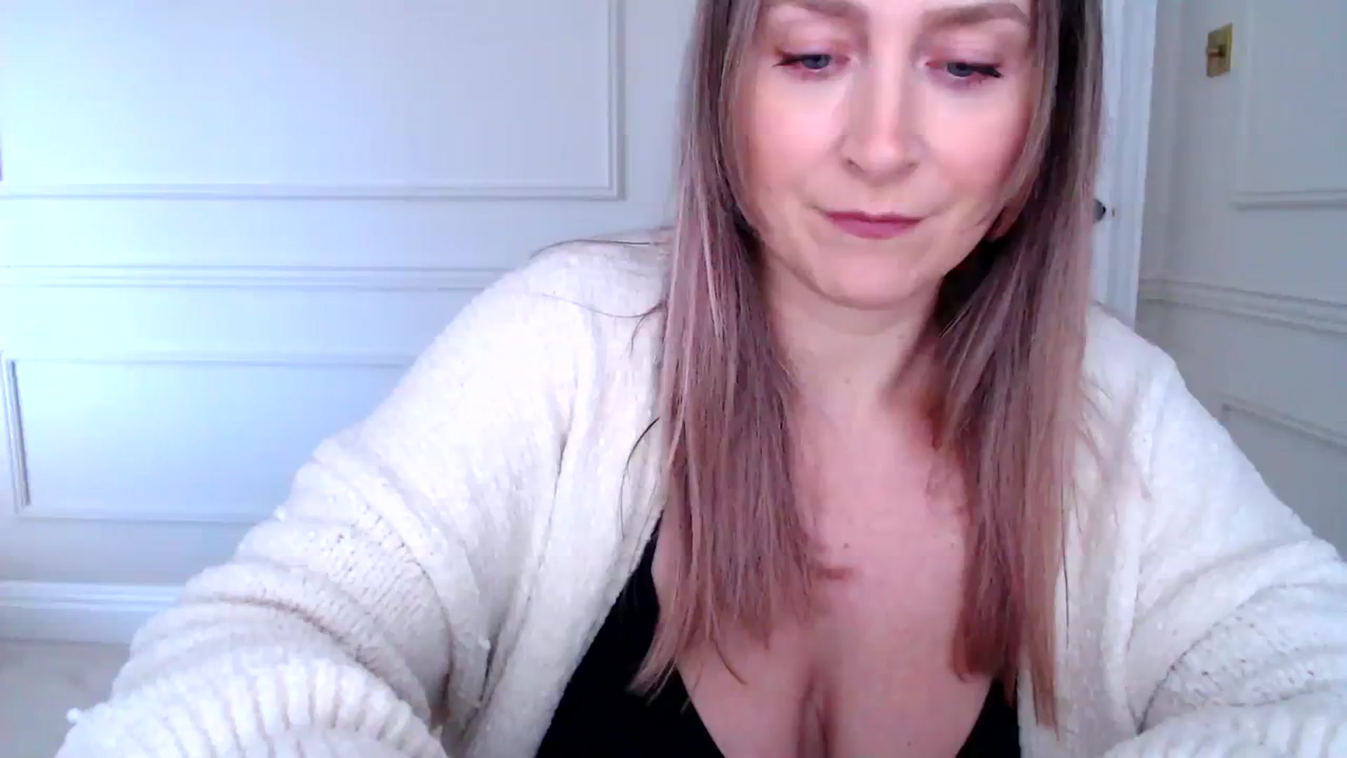 Gallery image thumbnail from Boob_Jiggler's myfreecams stream on, 01/06/2024, 16:30 image 3 of 20