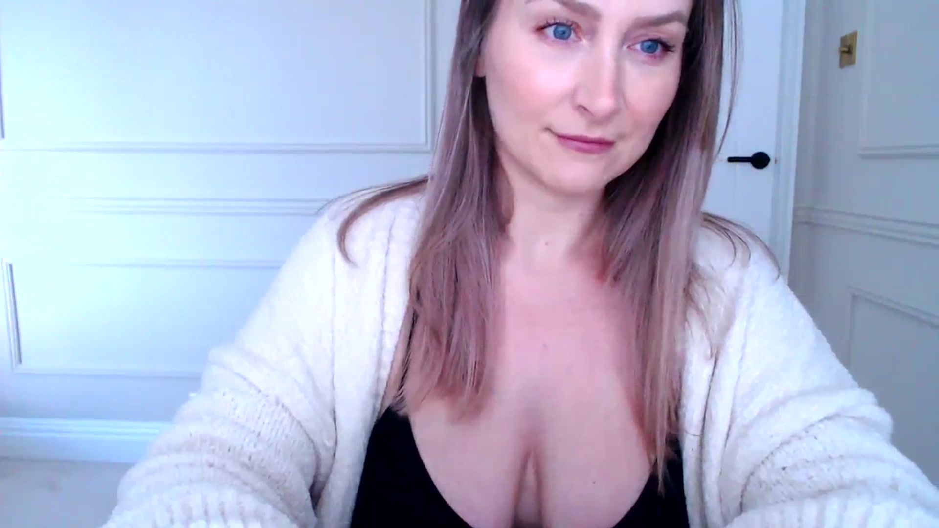 Gallery image thumbnail from Boob_Jiggler's myfreecams stream on, 01/06/2024, 16:30 image 2 of 20