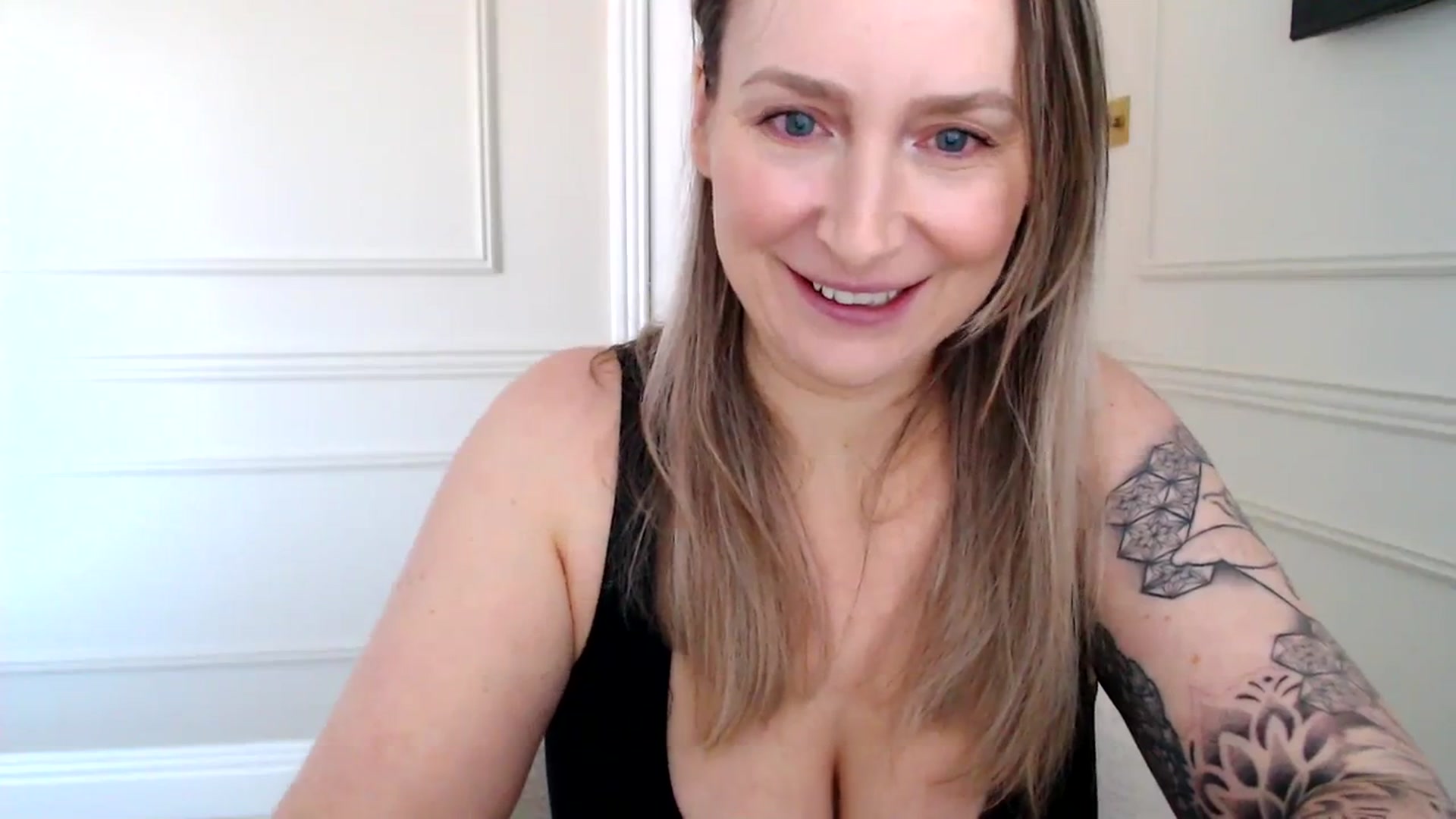 Gallery image thumbnail from Boob_Jiggler's myfreecams stream on, 01/18/2024, 14:28 image 10 of 20