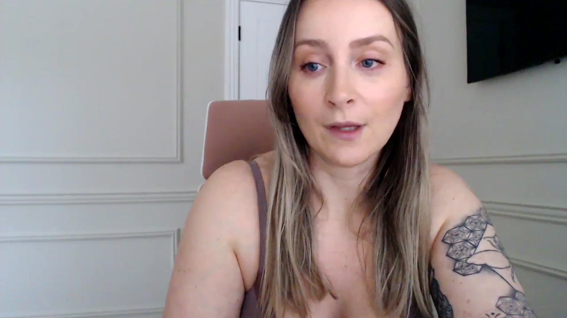 Gallery image thumbnail from Boob_Jiggler's myfreecams stream on, 01/29/2024, 13:02 image 20 of 20