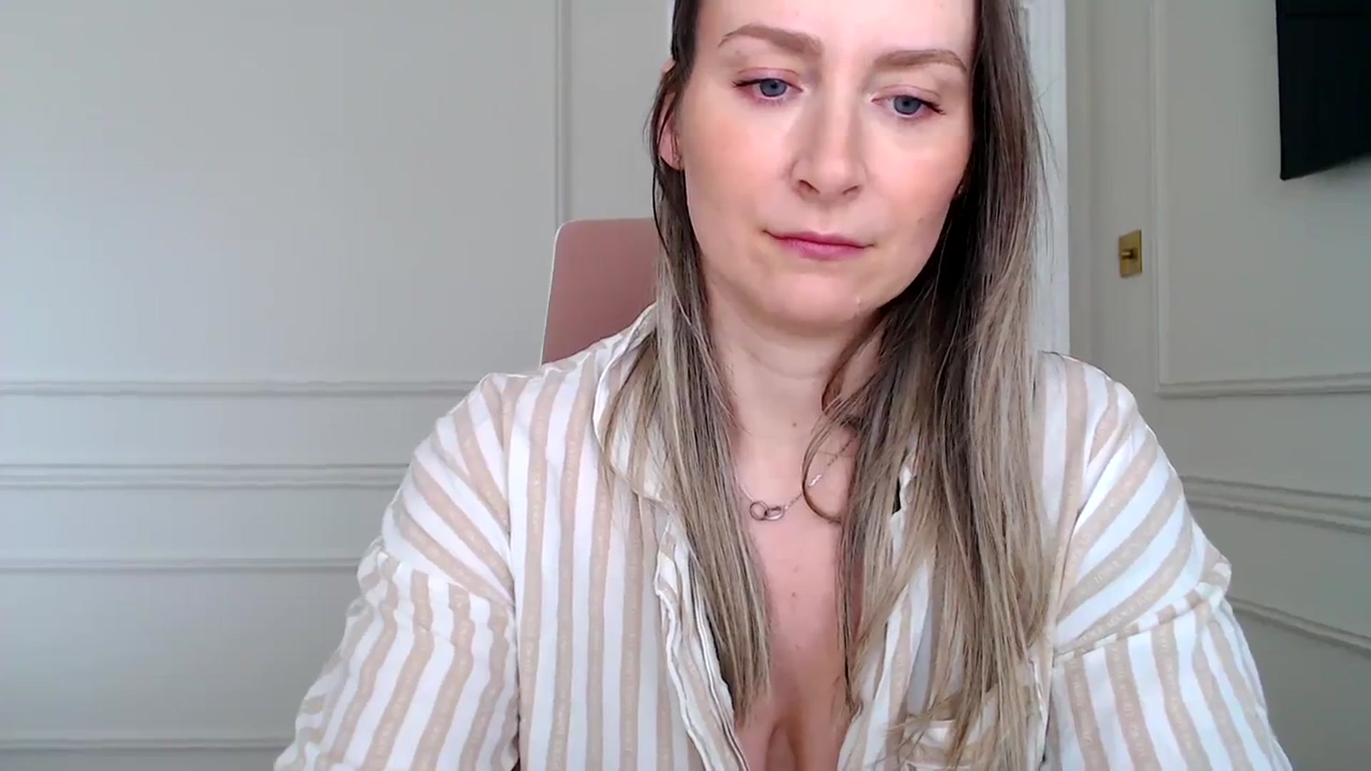 Gallery image thumbnail from Boob_Jiggler's myfreecams stream on, 02/27/2024, 14:21 image 10 of 20