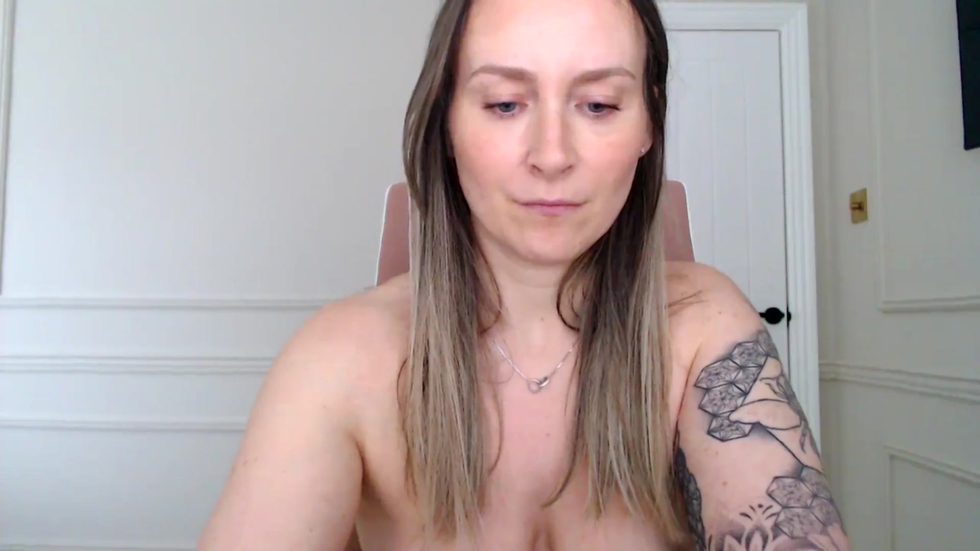 Gallery image thumbnail from Boob_Jiggler's myfreecams stream on, 02/28/2024, 13:41 image 9 of 20