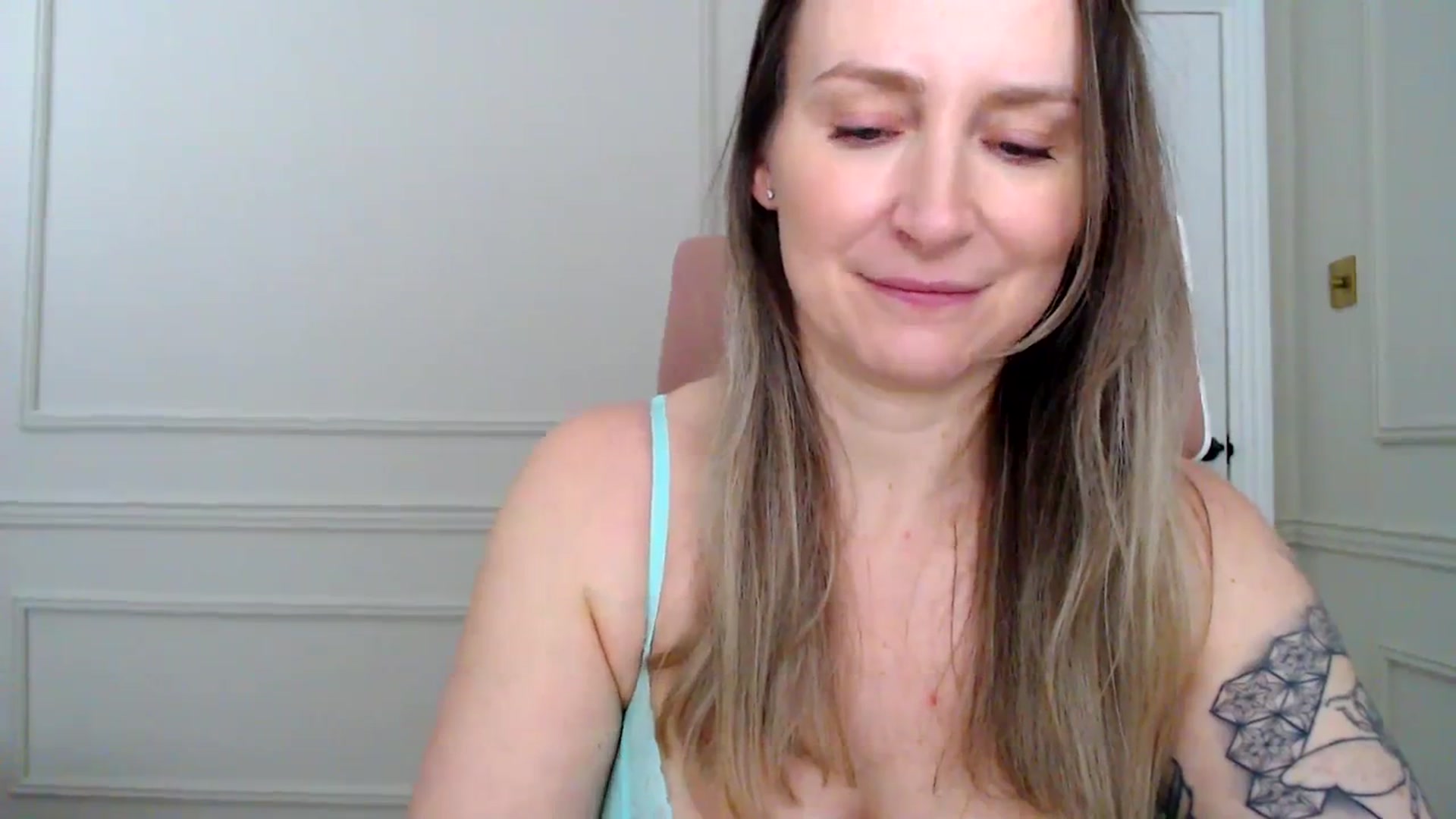 Gallery image thumbnail from Boob_Jiggler's myfreecams stream on, 03/12/2024, 14:51 image 20 of 20