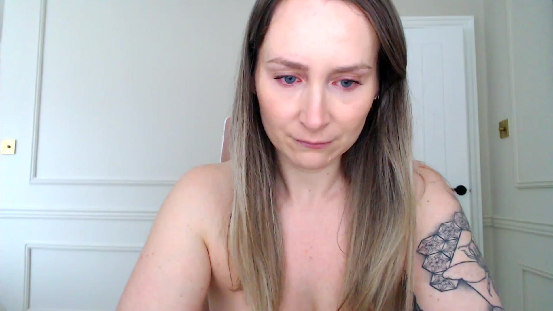 Gallery image thumbnail from Boob_Jiggler's myfreecams stream on, 03/20/2024, 13:20 image 15 of 20
