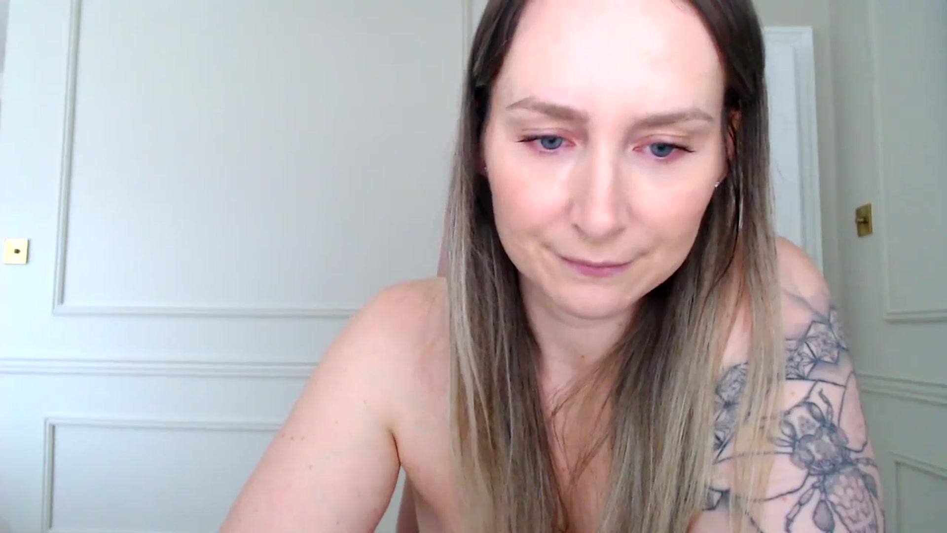 Gallery image thumbnail from Boob_Jiggler's myfreecams stream on, 03/20/2024, 13:20 image 11 of 20