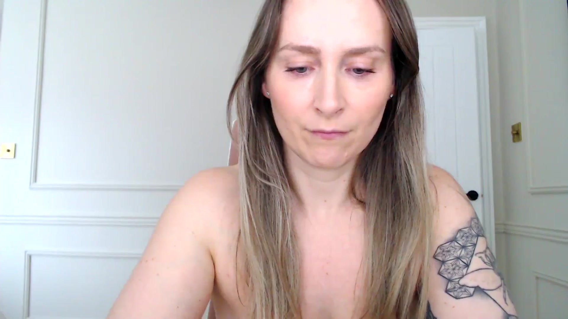 Gallery image thumbnail from Boob_Jiggler's myfreecams stream on, 03/20/2024, 13:20 image 17 of 20