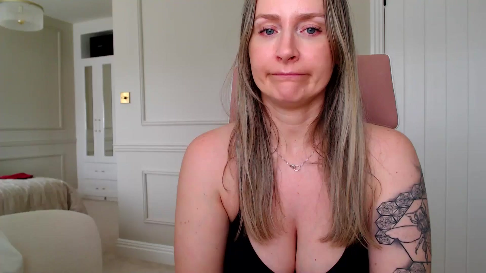 Gallery image thumbnail from Boob_Jiggler's myfreecams stream on, 04/24/2024, 12:22 image 20 of 20
