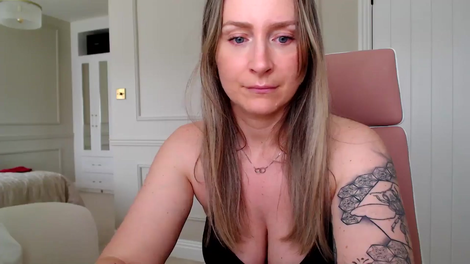 Gallery image thumbnail from Boob_Jiggler's myfreecams stream on, 04/24/2024, 12:22 image 19 of 20