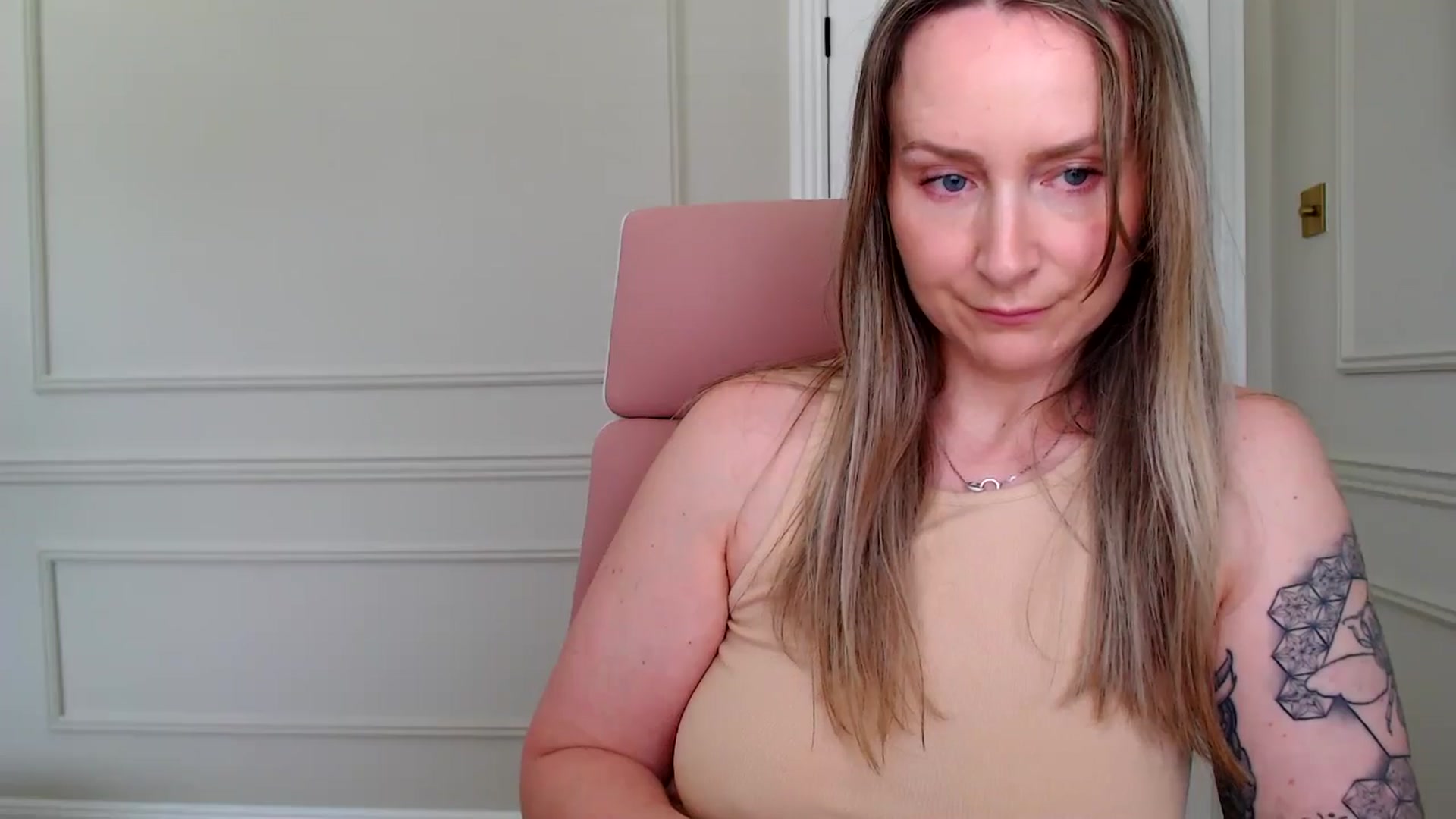 Gallery image thumbnail from Boob_Jiggler's myfreecams stream on, 05/13/2024, 13:06 image 20 of 20