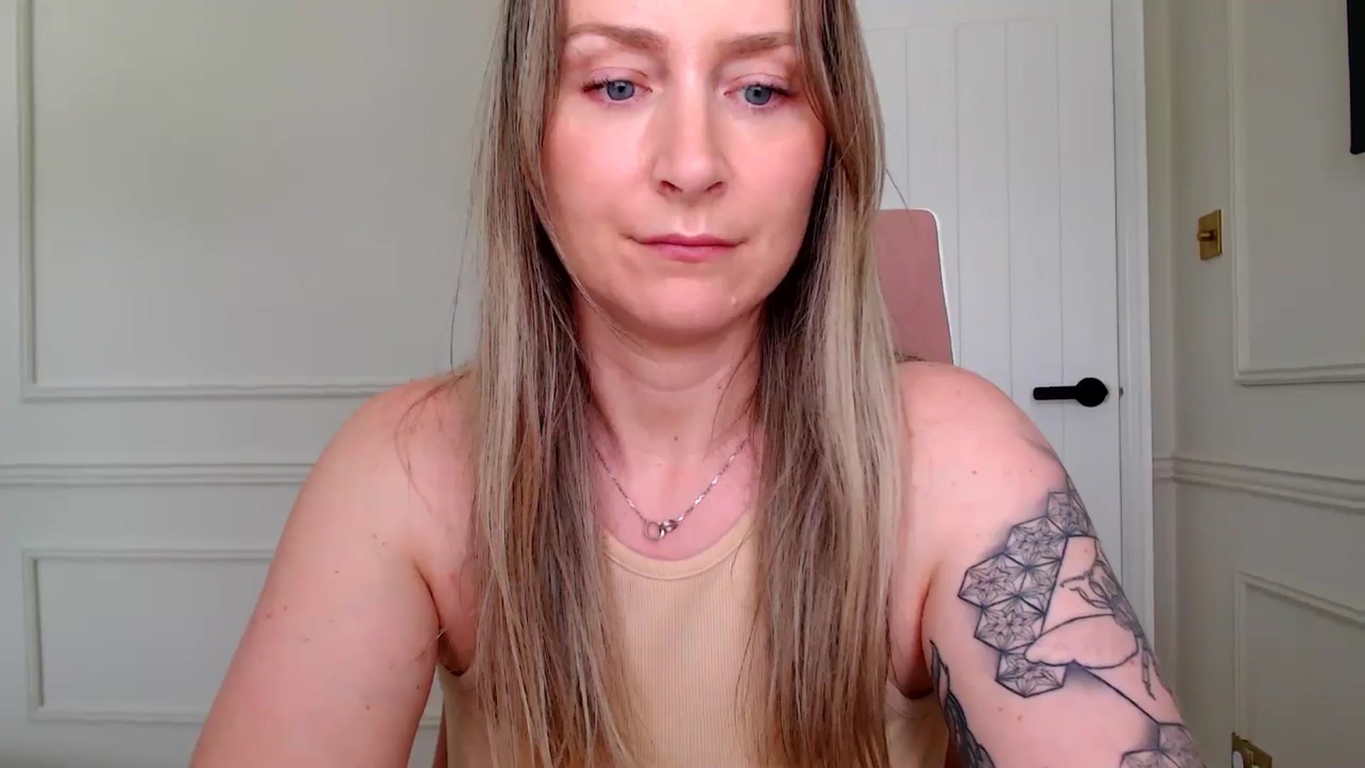 Gallery image thumbnail from Boob_Jiggler's myfreecams stream on, 05/13/2024, 13:06 image 8 of 20