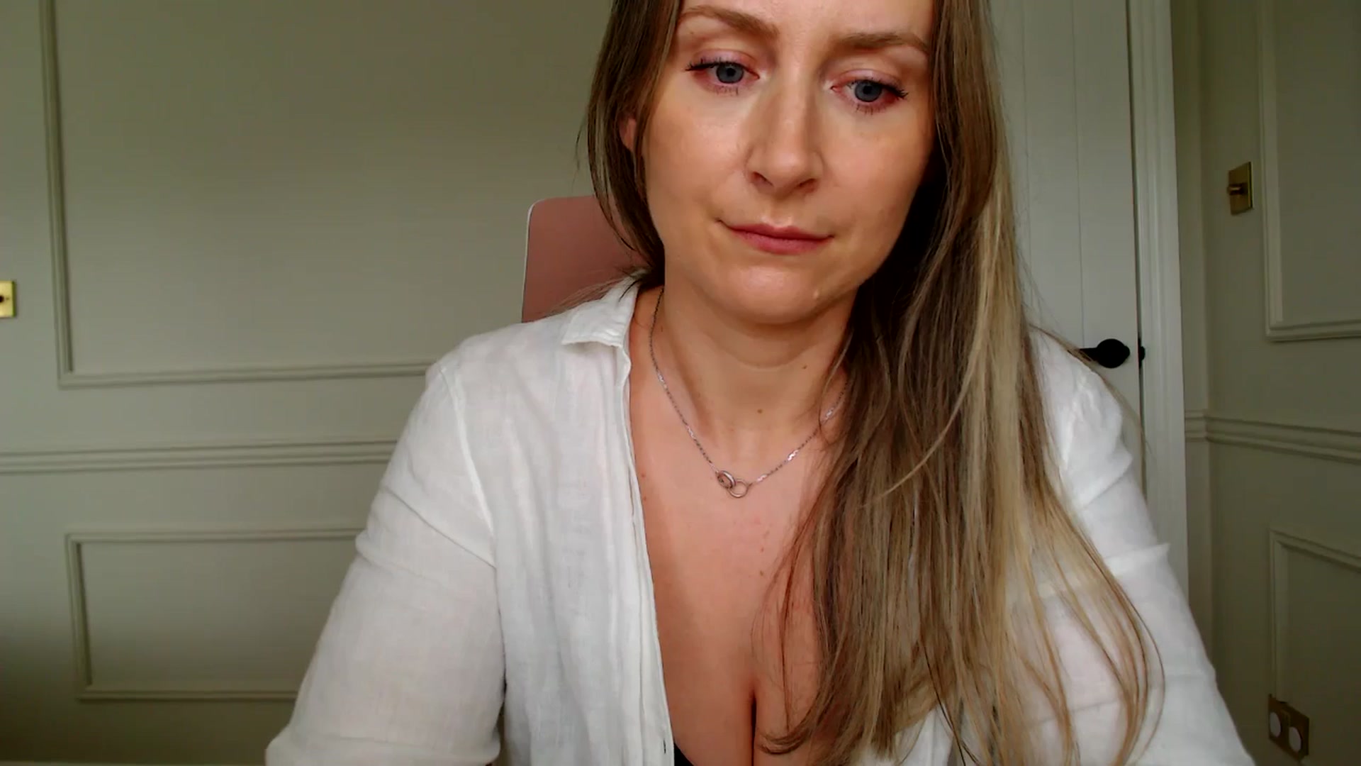 Gallery image thumbnail from Boob_Jiggler's myfreecams stream on, 06/14/2024, 12:38 image 12 of 20