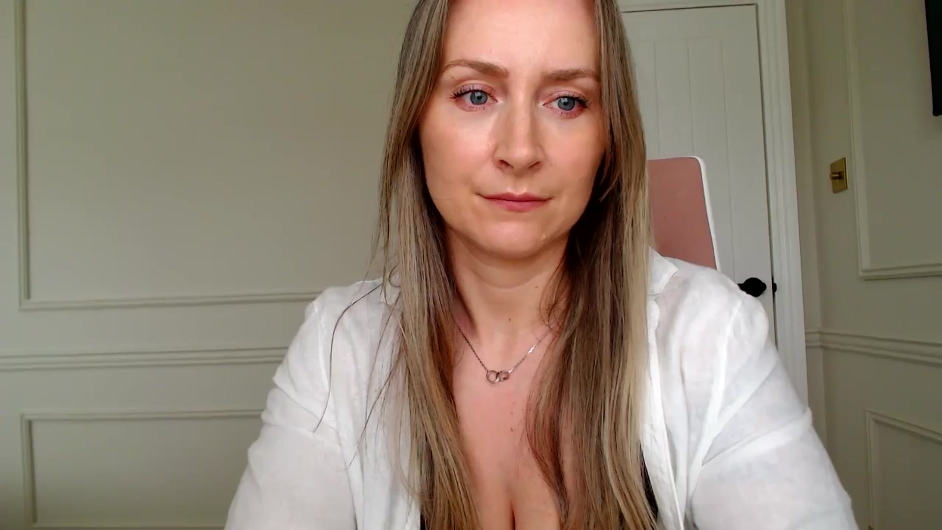 Gallery image thumbnail from Boob_Jiggler's myfreecams stream on, 06/14/2024, 12:38 image 18 of 20