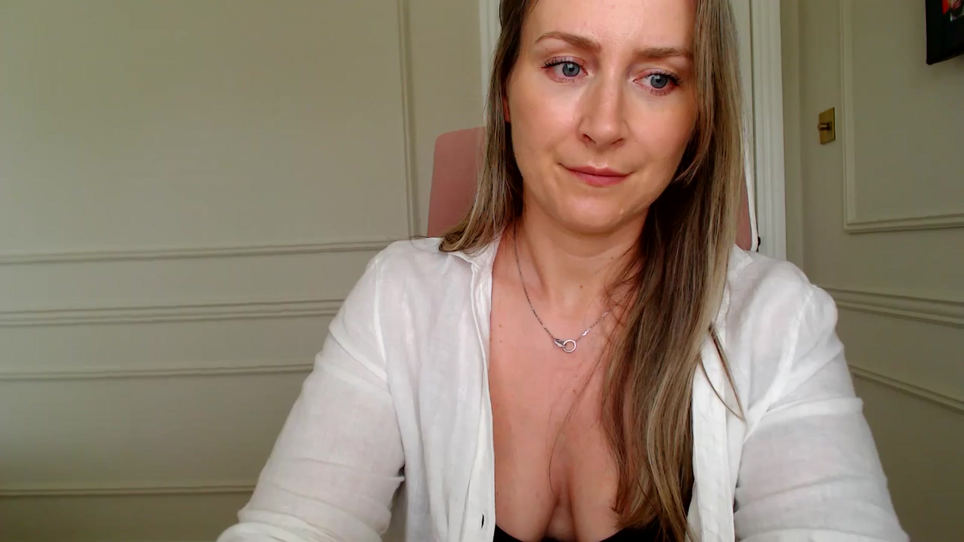 Gallery image thumbnail from Boob_Jiggler's myfreecams stream on, 06/14/2024, 12:50 image 17 of 20