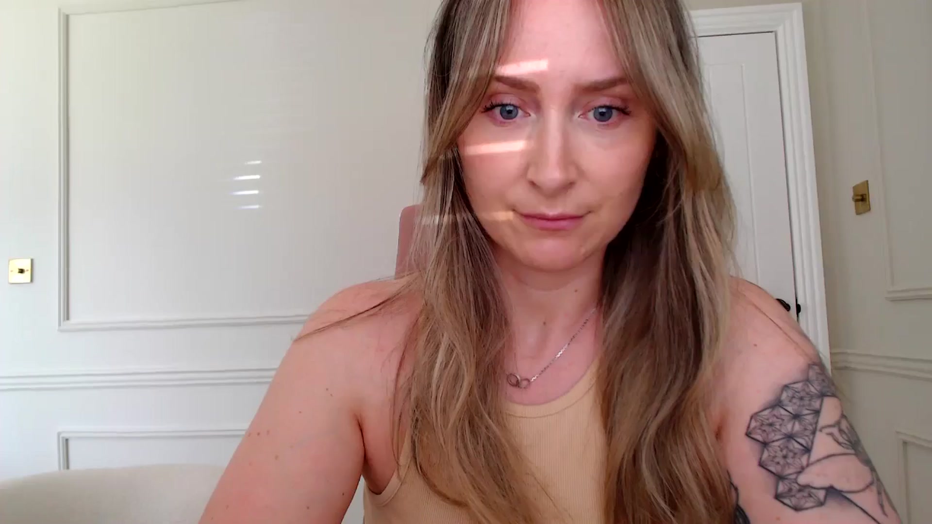 Gallery image thumbnail from Boob_Jiggler's myfreecams stream on, 06/26/2024, 13:35 image 1 of 20