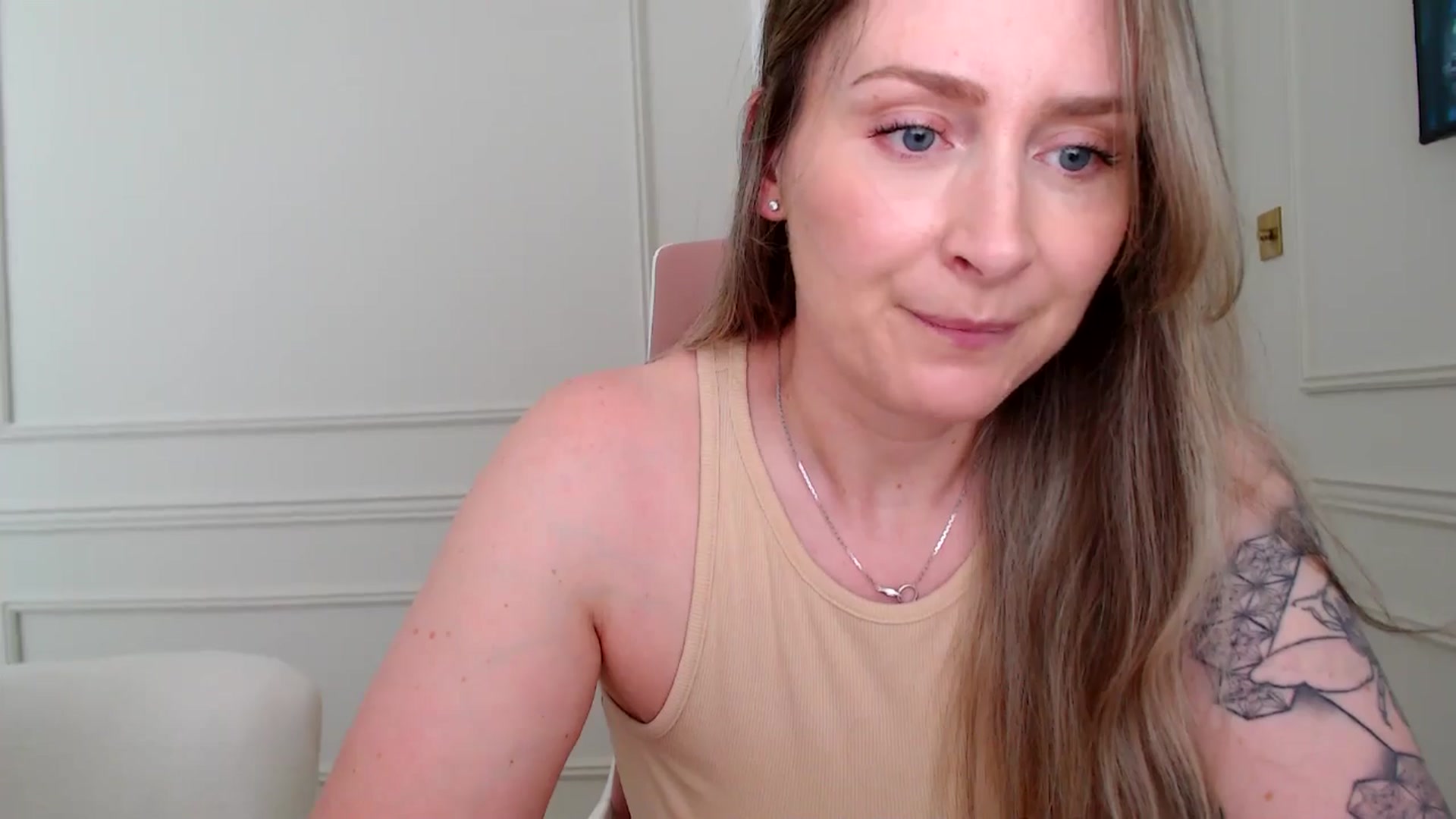 Gallery image thumbnail from Boob_Jiggler's myfreecams stream on, 06/26/2024, 13:35 image 7 of 20