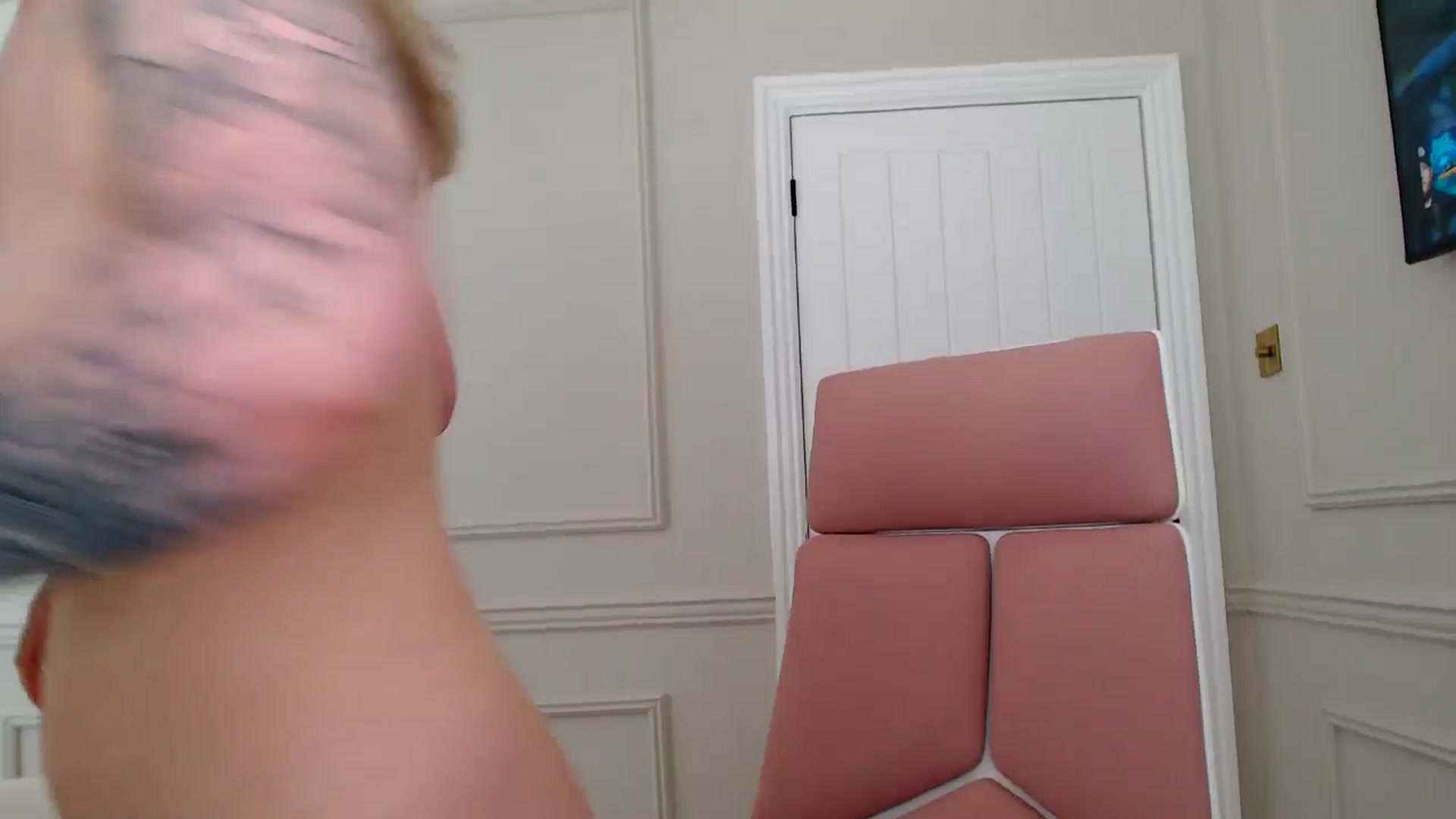 Gallery image thumbnail from Boob_Jiggler's myfreecams stream on, 06/26/2024, 13:35 image 16 of 20