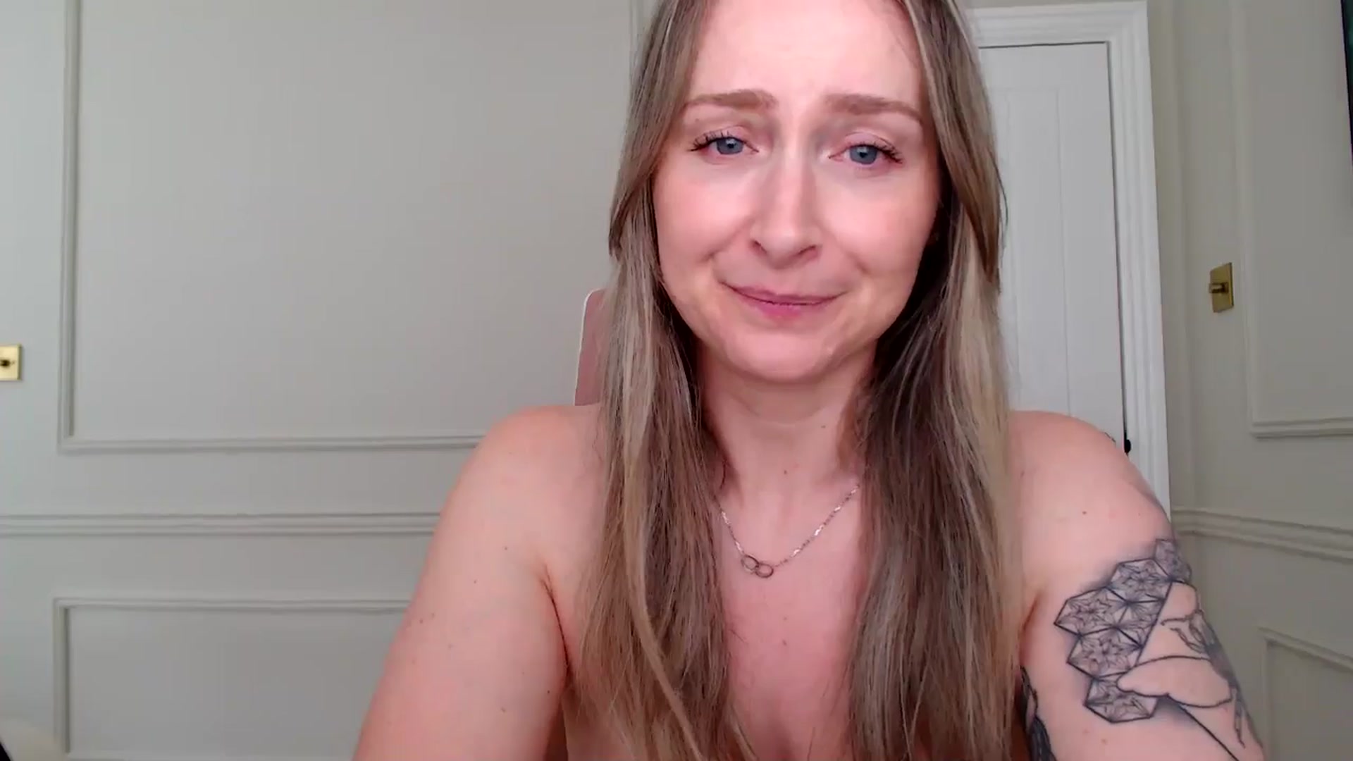 Gallery image thumbnail from Boob_Jiggler's myfreecams stream on, 06/30/2024, 13:05 image 12 of 20