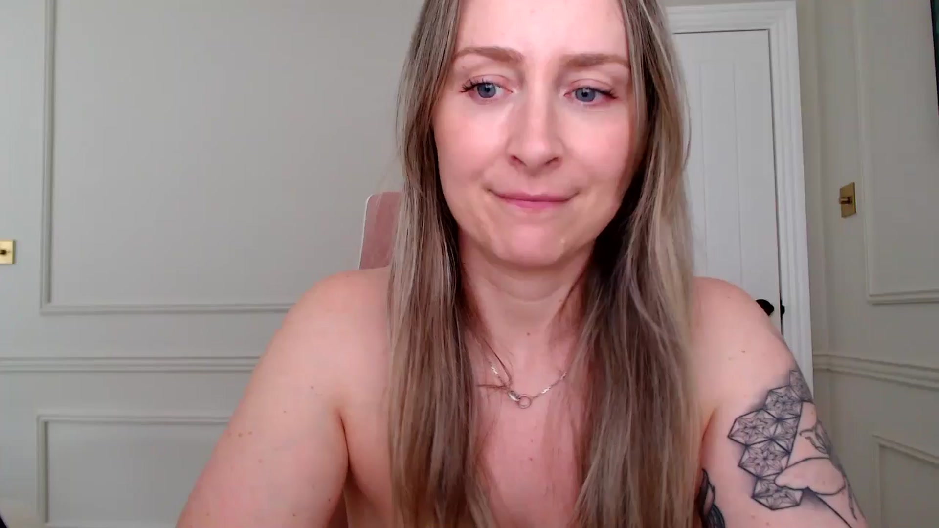 Gallery image thumbnail from Boob_Jiggler's myfreecams stream on, 06/30/2024, 13:05 image 13 of 20