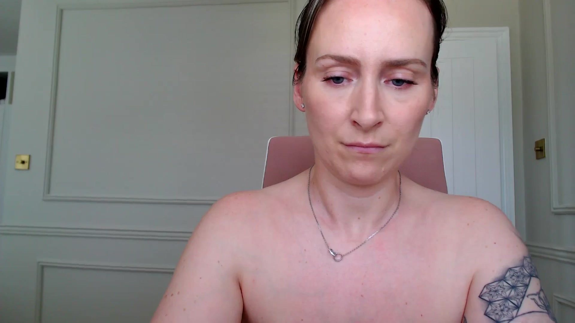 Gallery image thumbnail from Boob_Jiggler's myfreecams stream on, 07/18/2024, 13:35 image 11 of 20