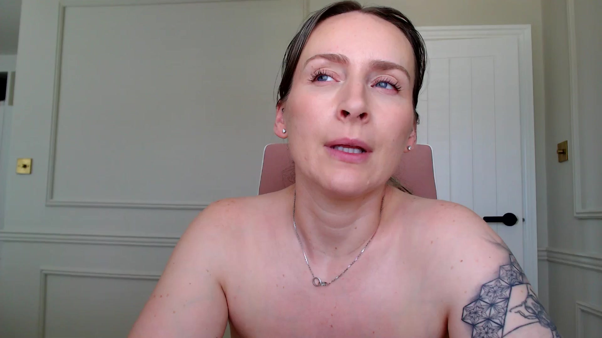 Gallery image thumbnail from Boob_Jiggler's myfreecams stream on, 07/18/2024, 13:35 image 16 of 20