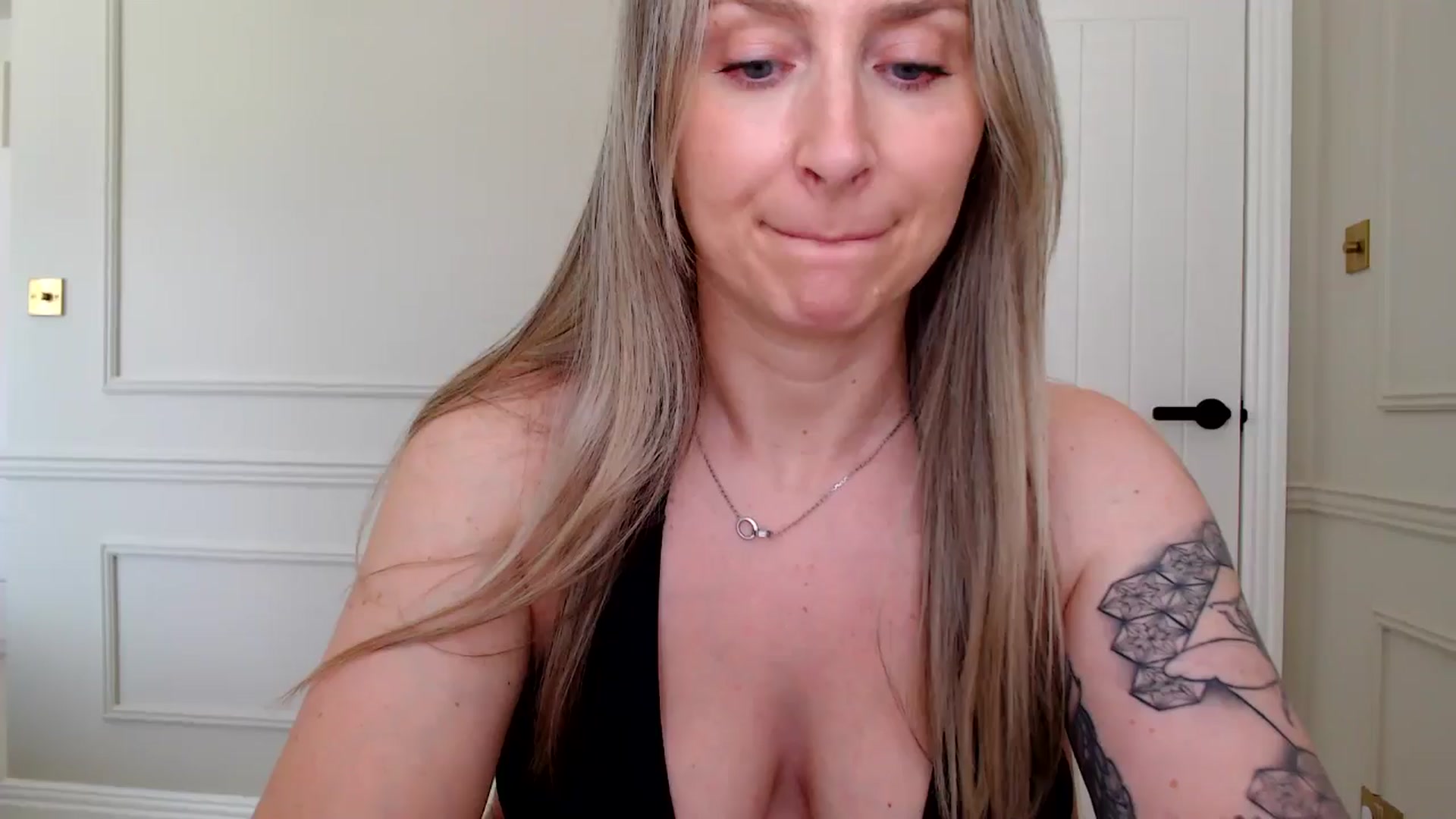 Gallery image thumbnail from Boob_Jiggler's myfreecams stream on, 07/29/2024, 13:22 image 1 of 20