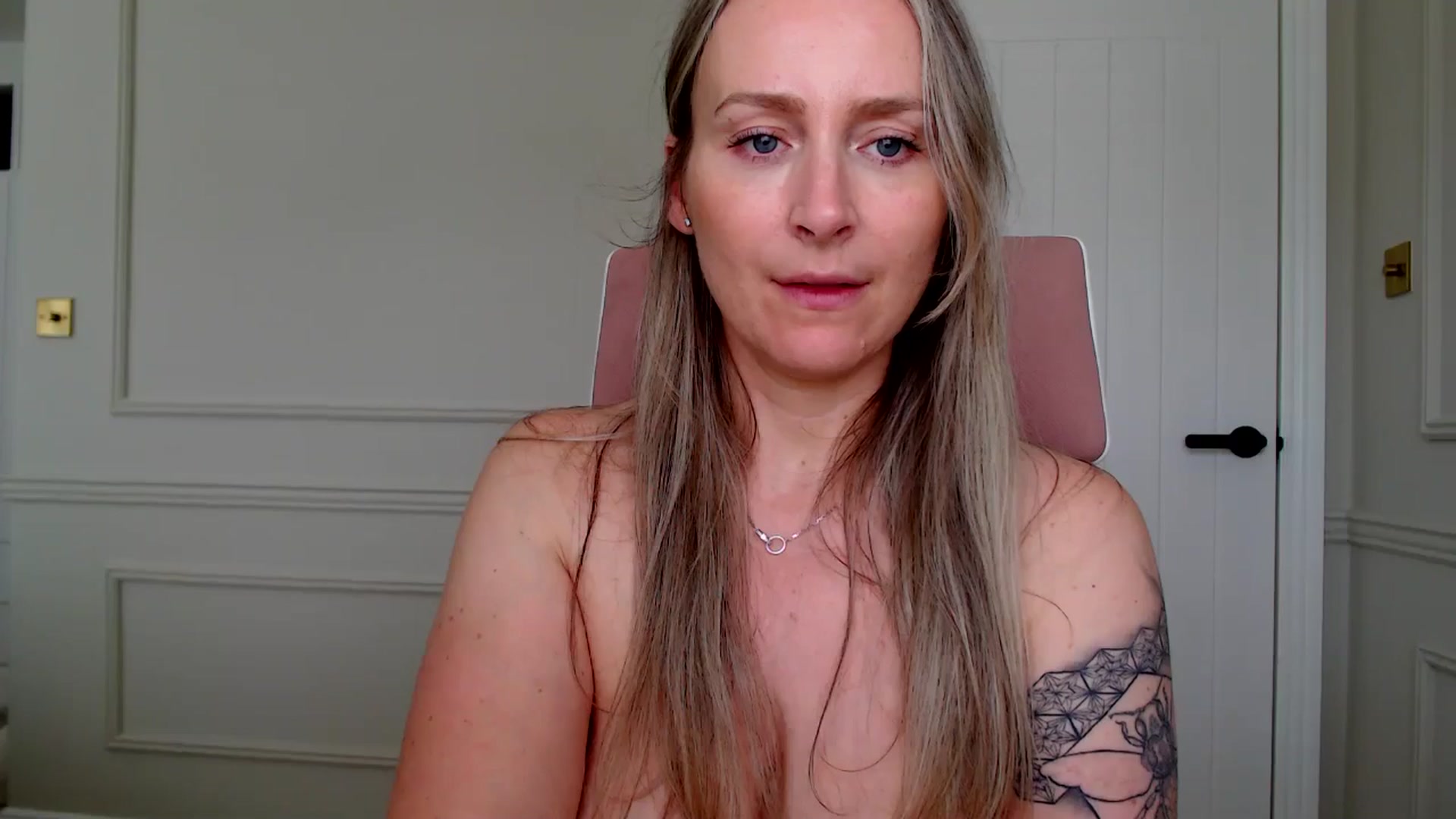 Gallery image thumbnail from Boob_Jiggler's myfreecams stream on, 09/12/2024, 14:07 image 16 of 20
