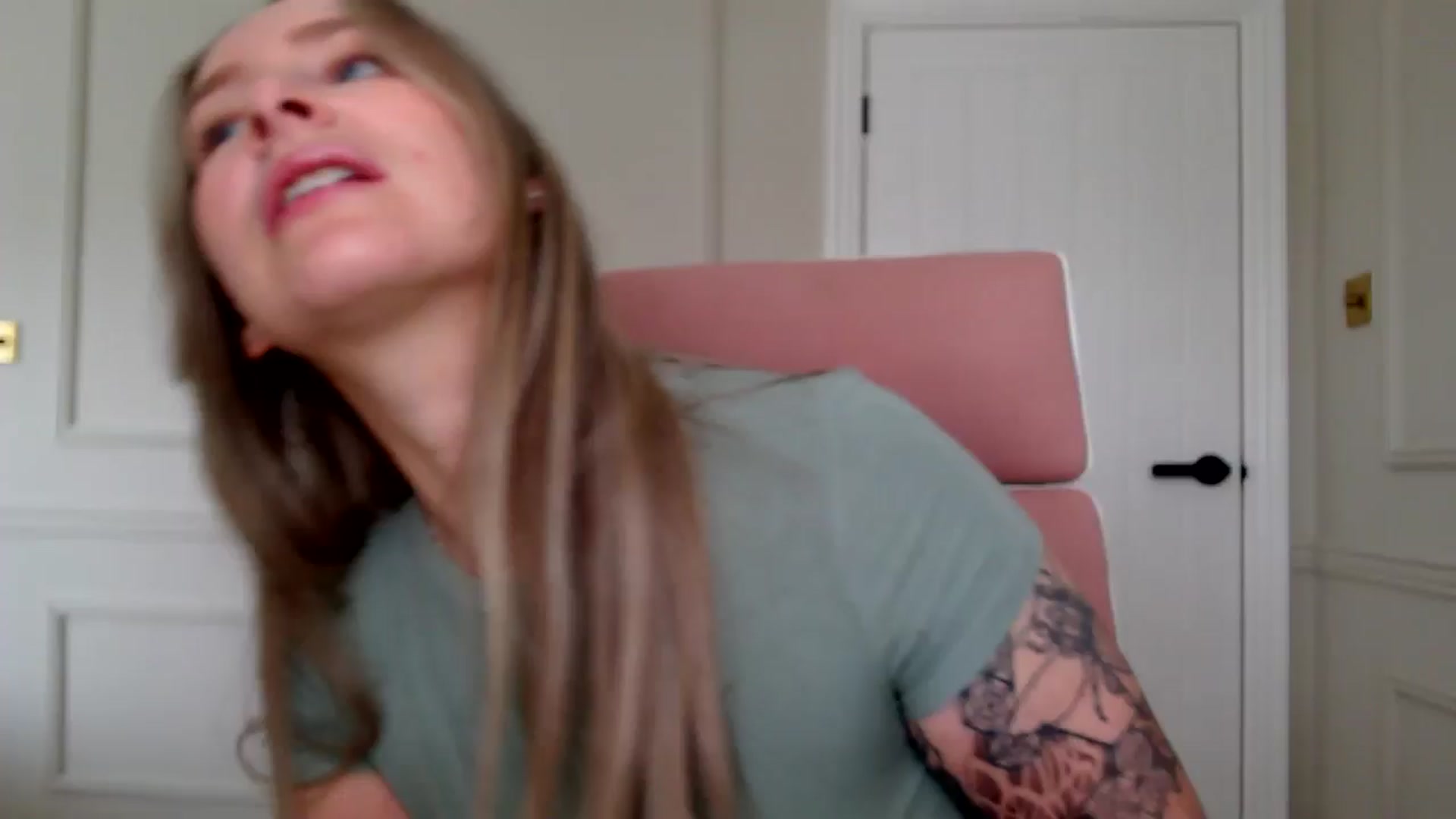 Gallery image thumbnail from Boob_Jiggler's myfreecams stream on, 09/26/2024, 13:14 image 7 of 20