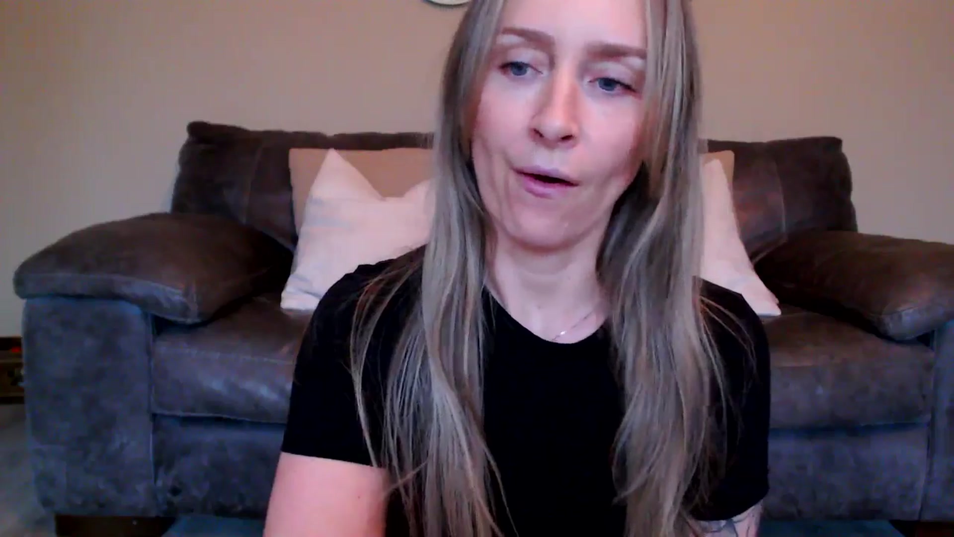 Gallery image thumbnail from Boob_Jiggler's myfreecams stream on, 11/15/2024, 14:24 image 17 of 20
