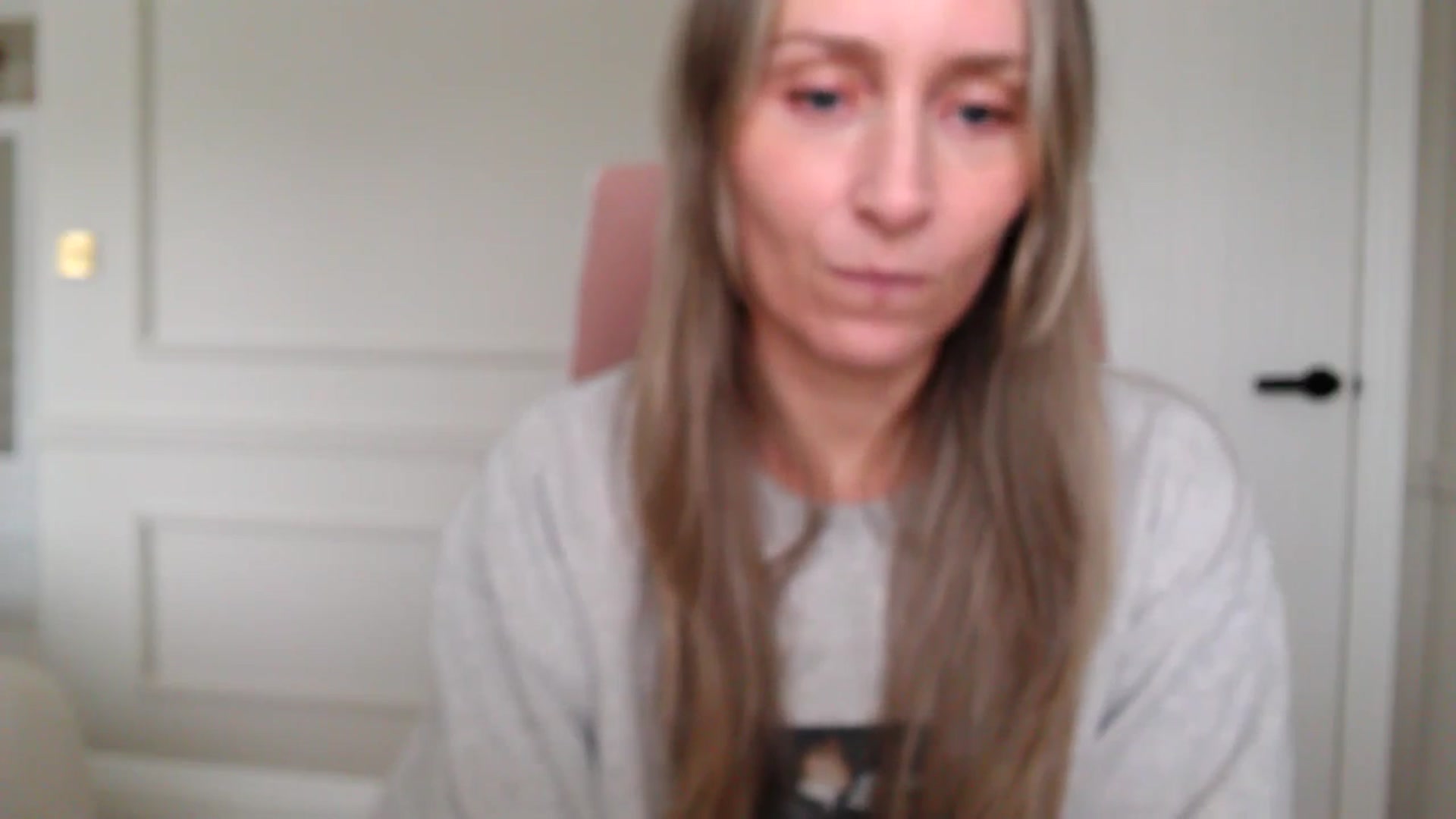 Gallery image thumbnail from Boob_Jiggler's myfreecams stream on, 01/08/2025, 14:38 image 10 of 20