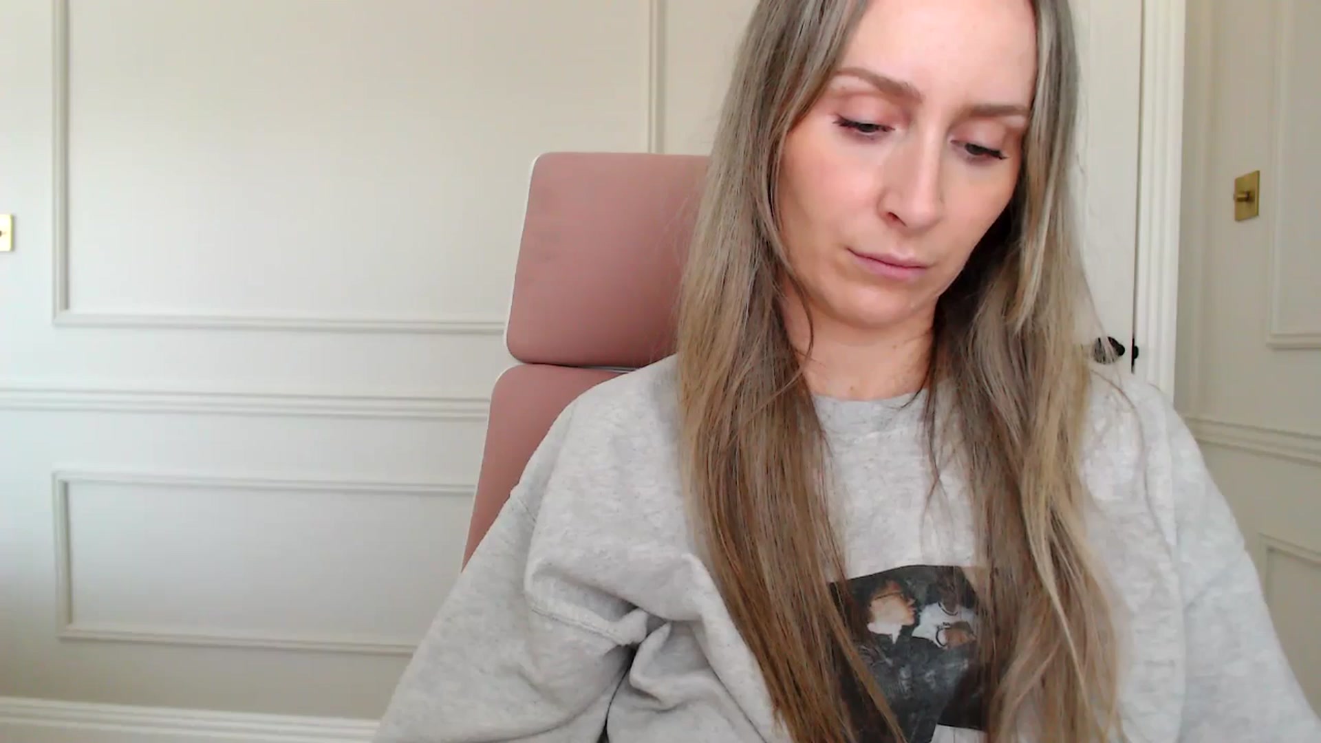 Gallery image thumbnail from Boob_Jiggler's myfreecams stream on, 01/15/2025, 15:06 image 8 of 20